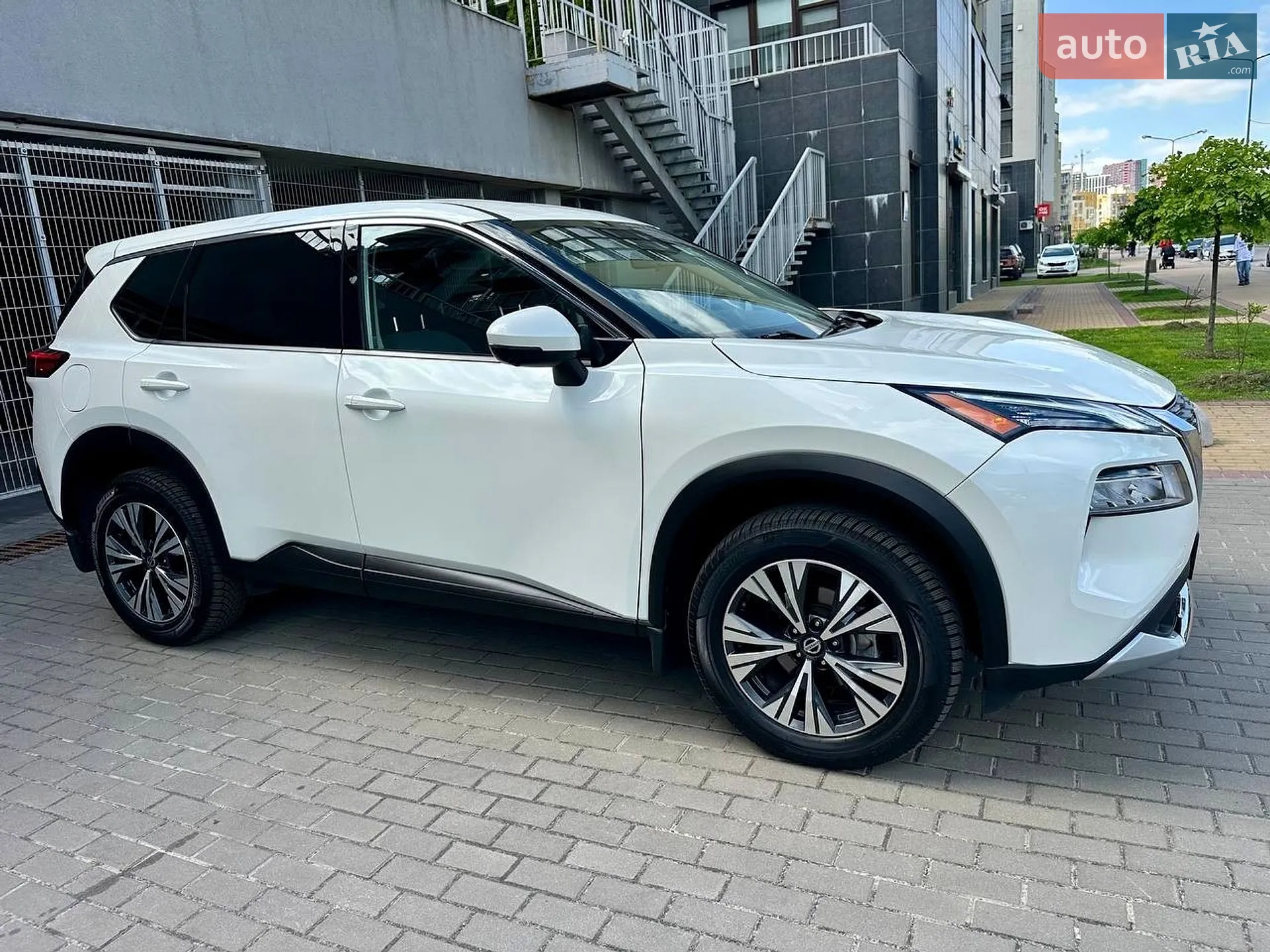 2021 Nissan Rogue - мініатюра 12