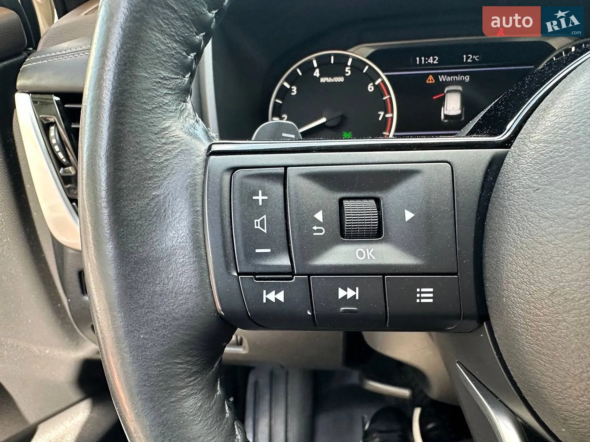 2021 Nissan Rogue - мініатюра 27