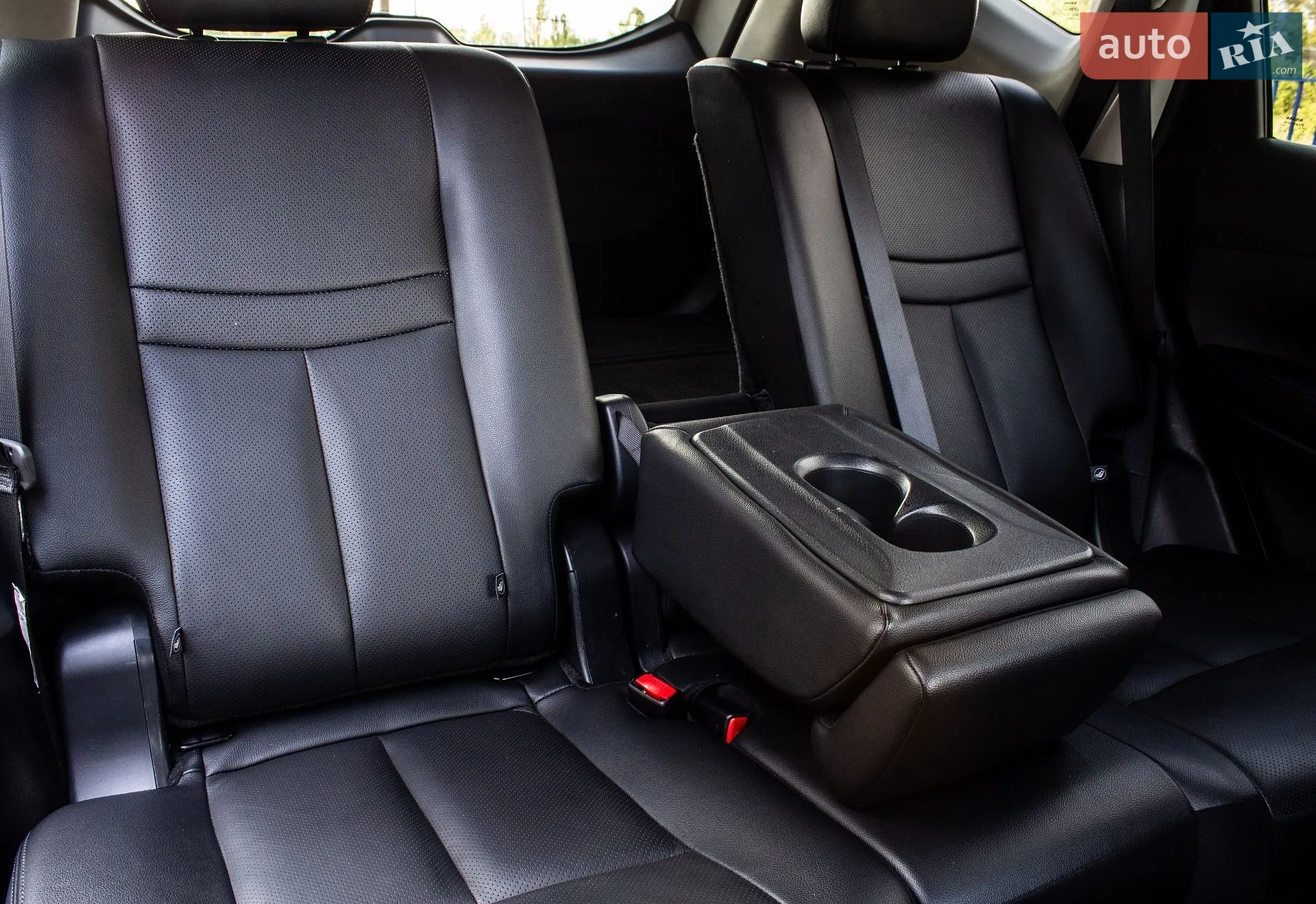 2019 Nissan Rogue - мініатюра 24