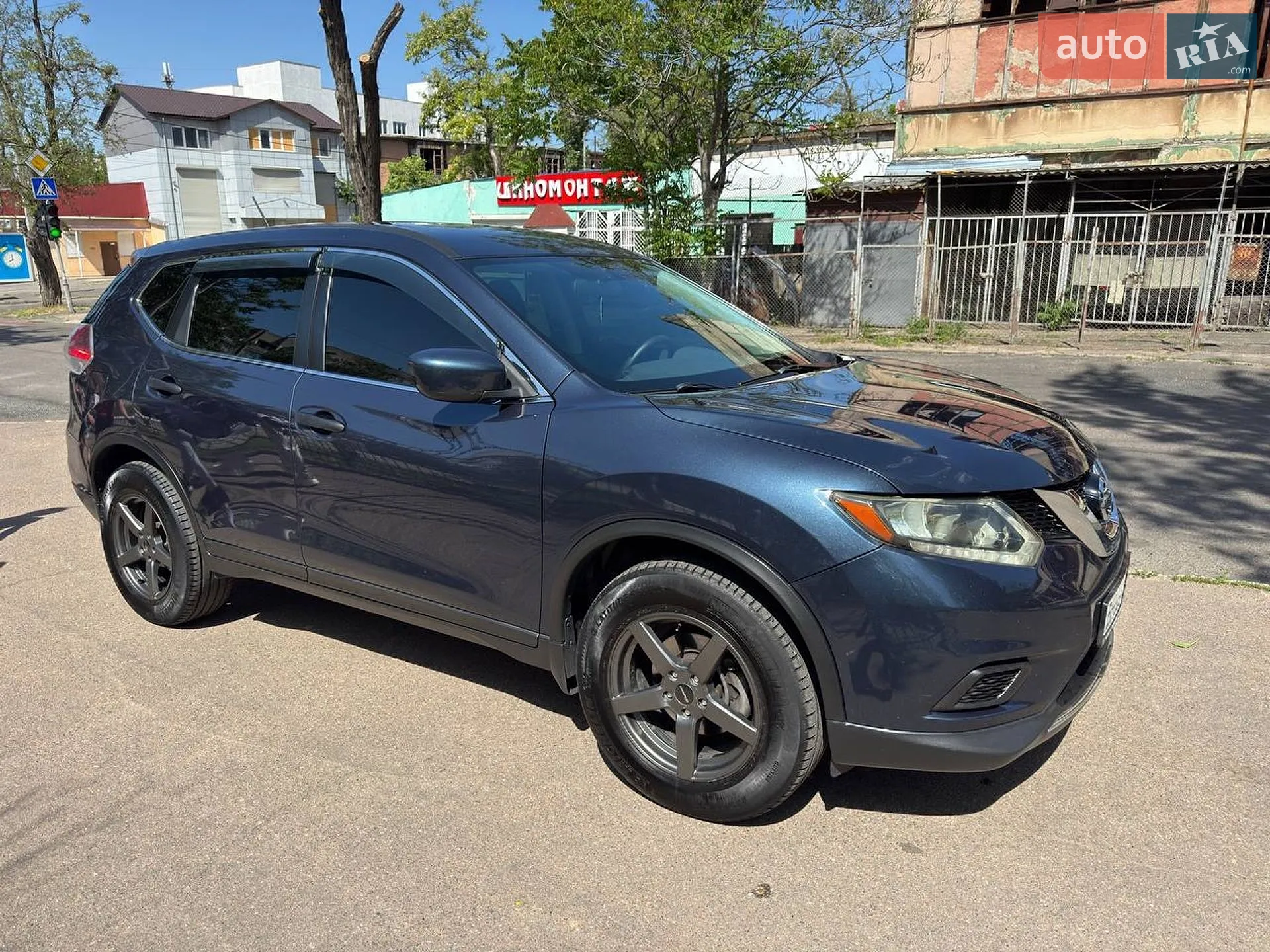 2016 Nissan Rogue - мініатюра 2