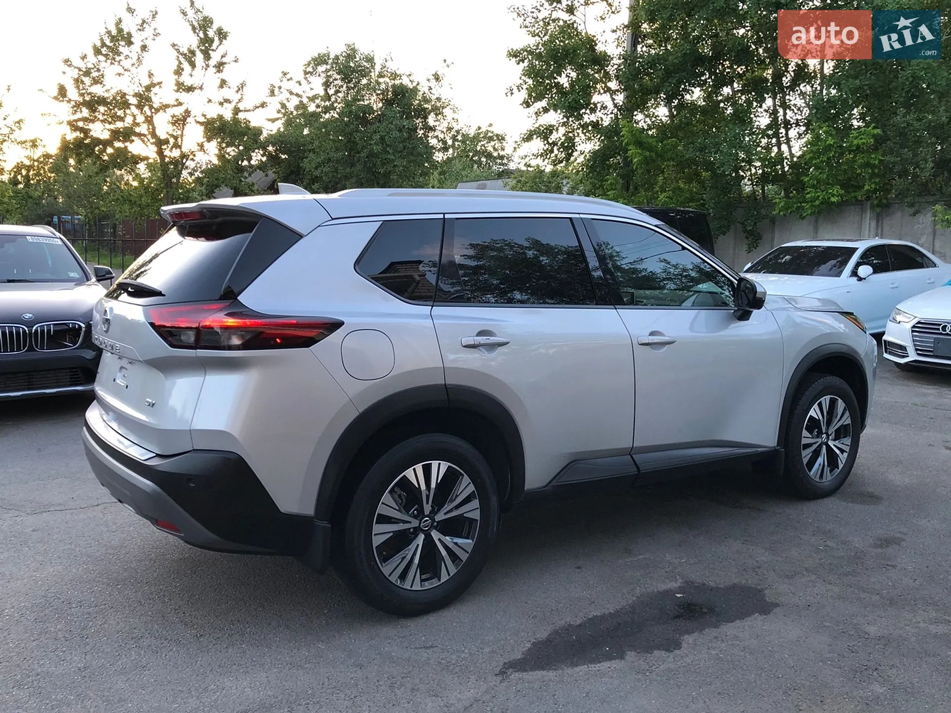 2021 Nissan Rogue - мініатюра 3