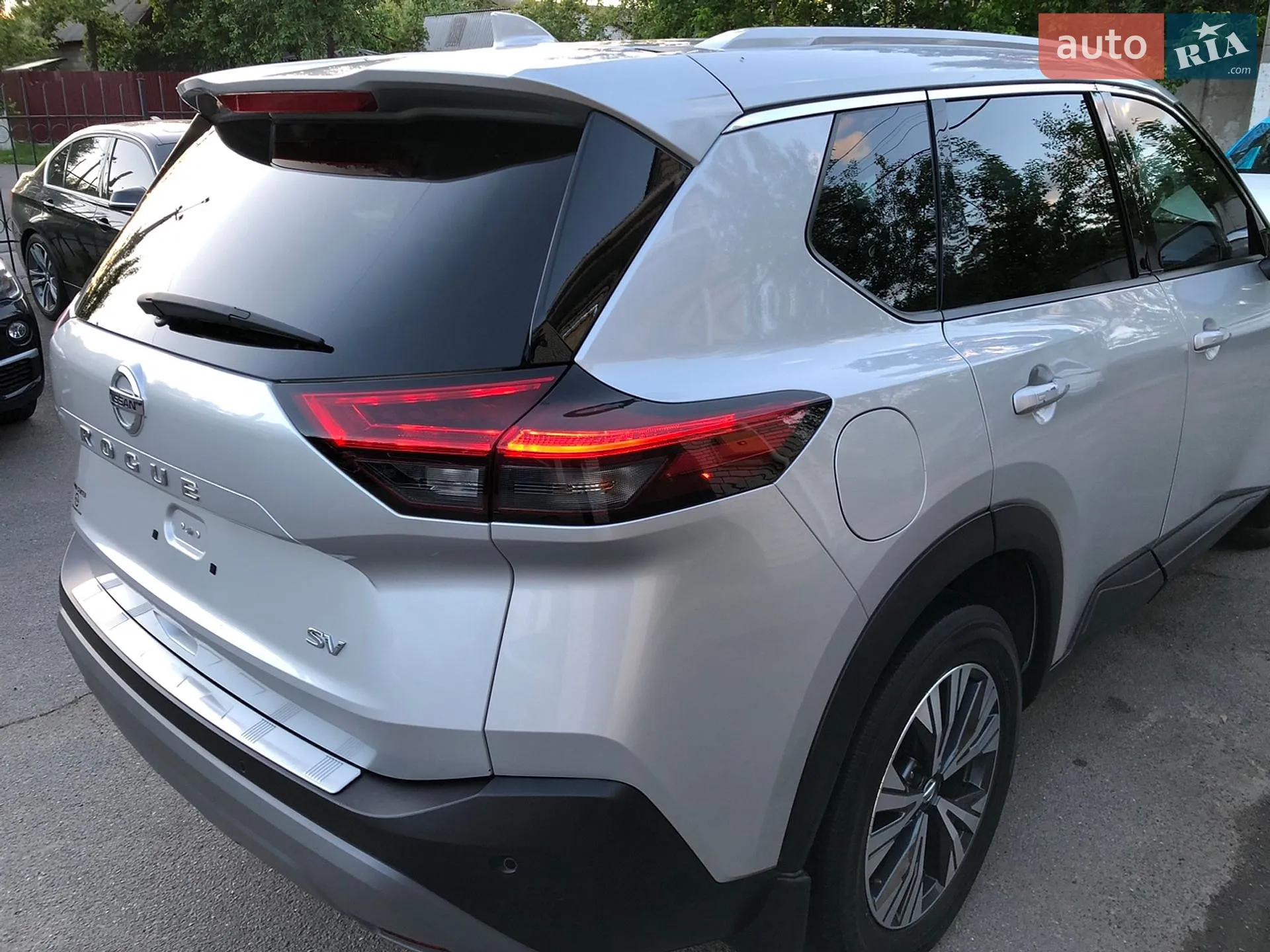 2021 Nissan Rogue - мініатюра 8
