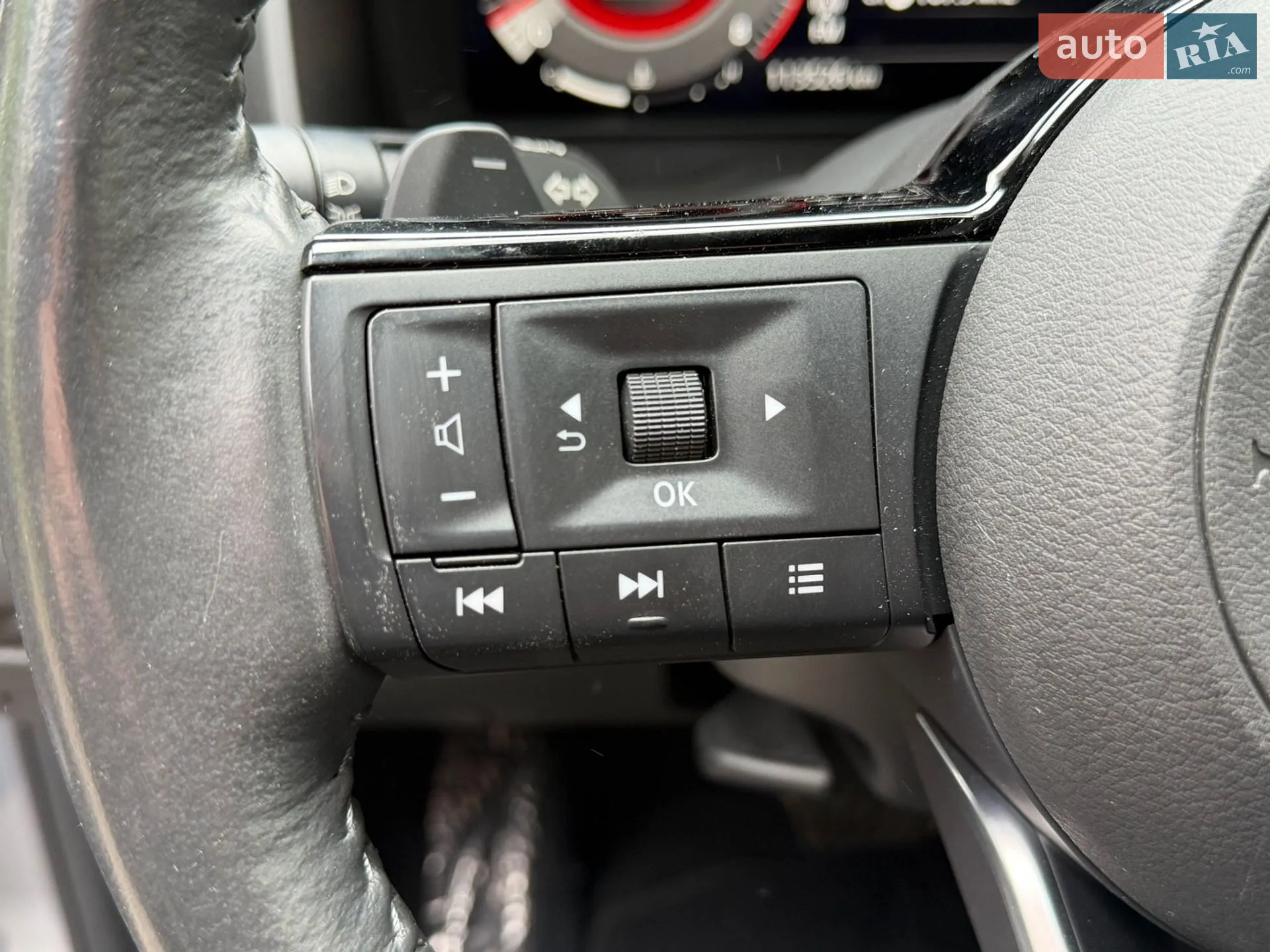 2021 Nissan Rogue - мініатюра 24