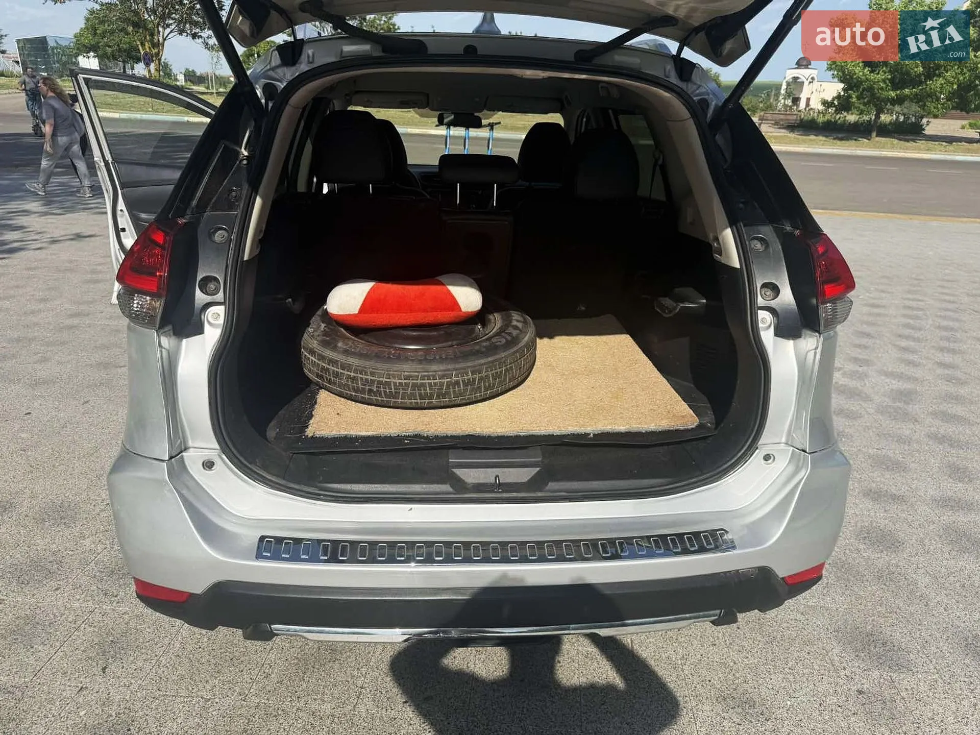 2017 Nissan Rogue - мініатюра 8