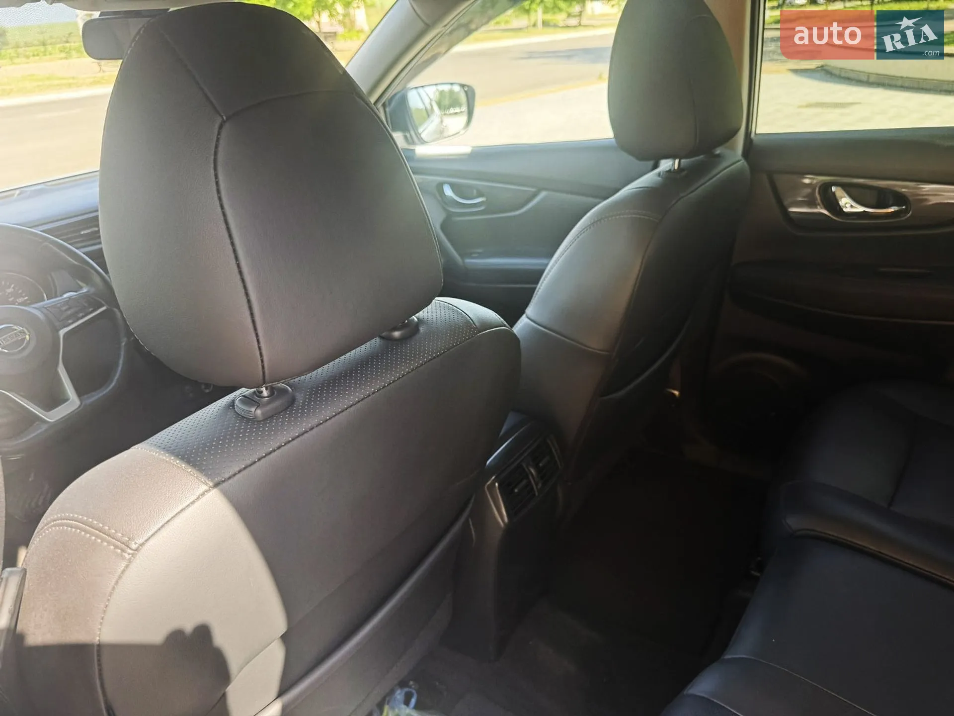 2017 Nissan Rogue - мініатюра 13