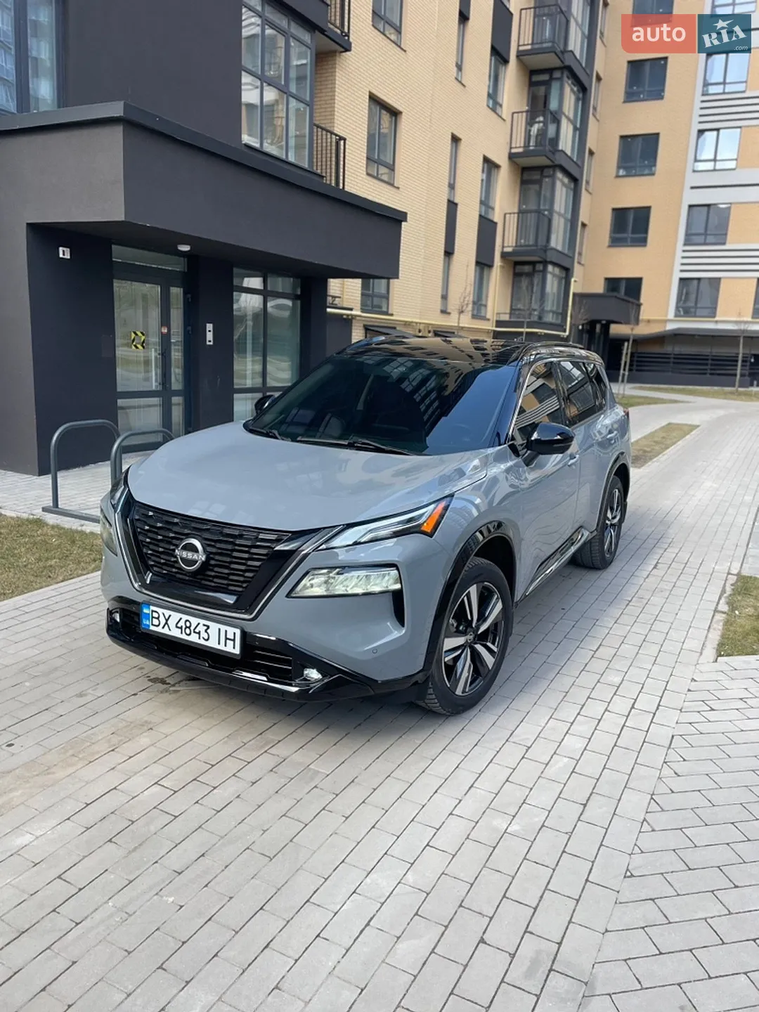 2021 Nissan Rogue - мініатюра 3