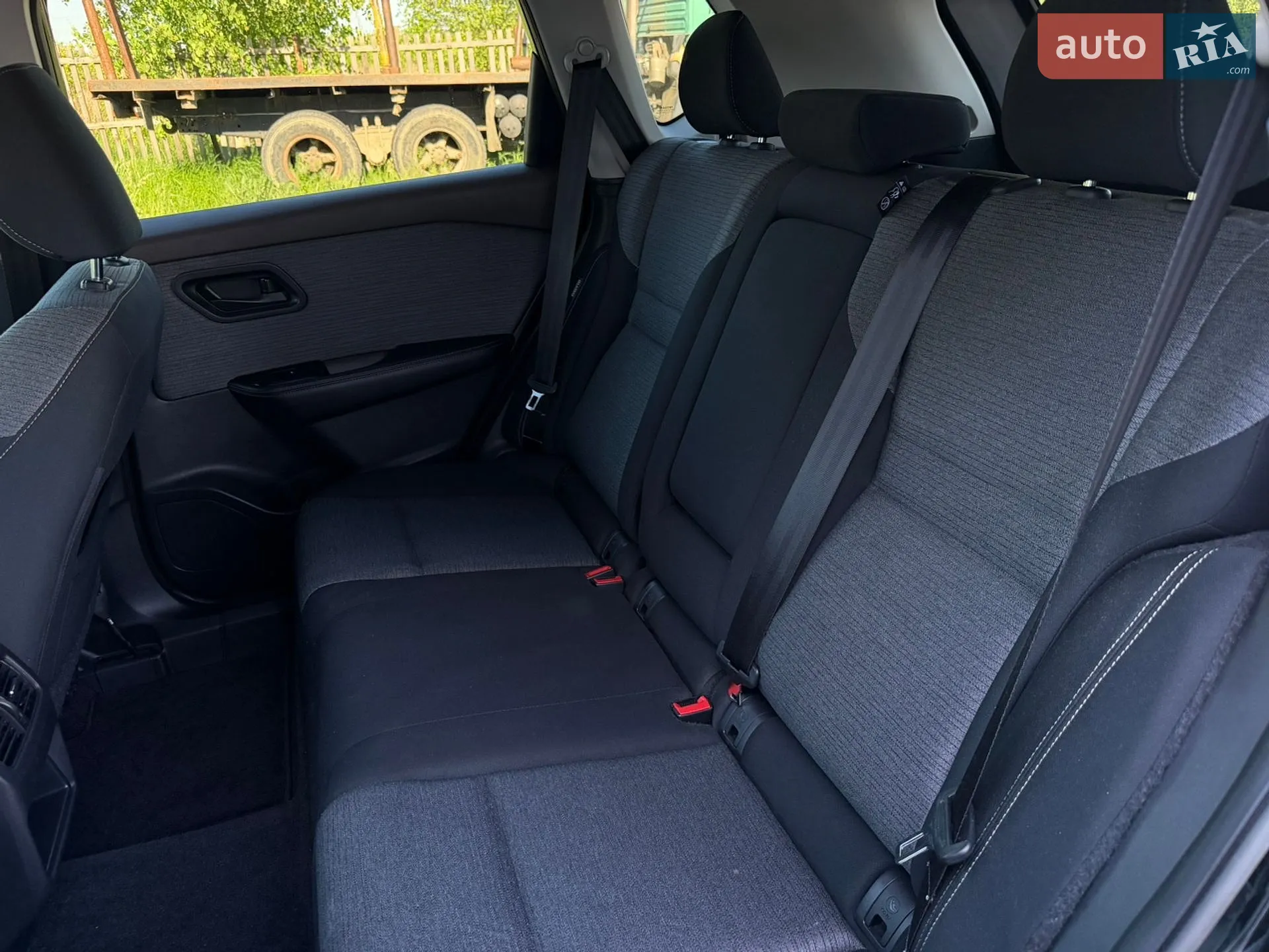 2021 Nissan Rogue - мініатюра 14