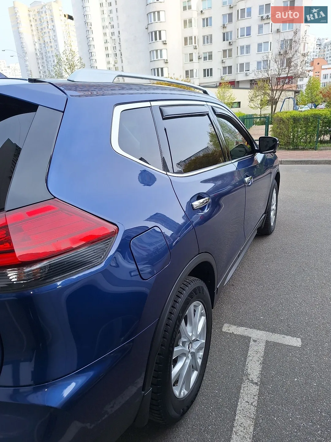 2017 Nissan Rogue - мініатюра 3