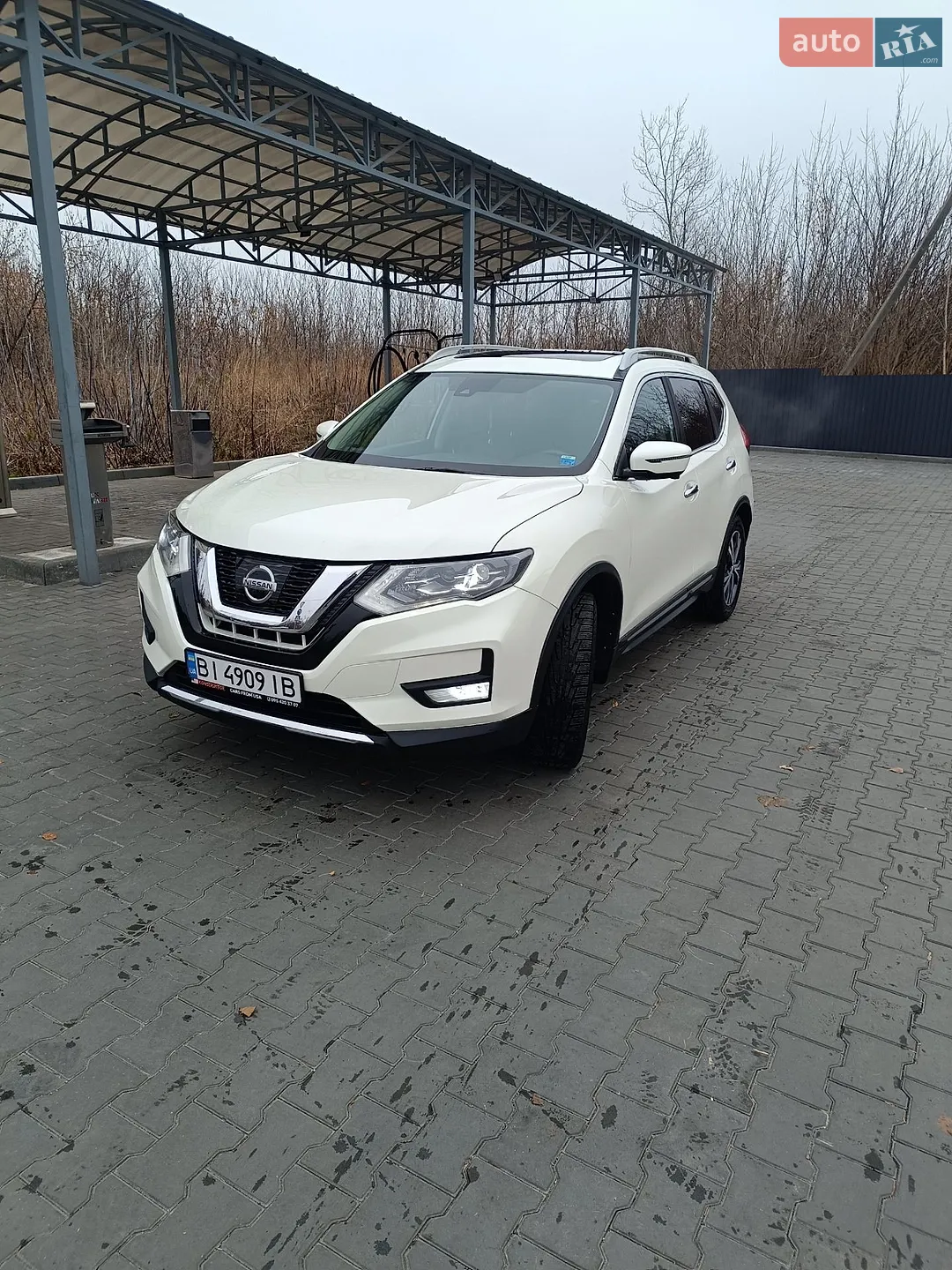 2017 Nissan Rogue - мініатюра 3