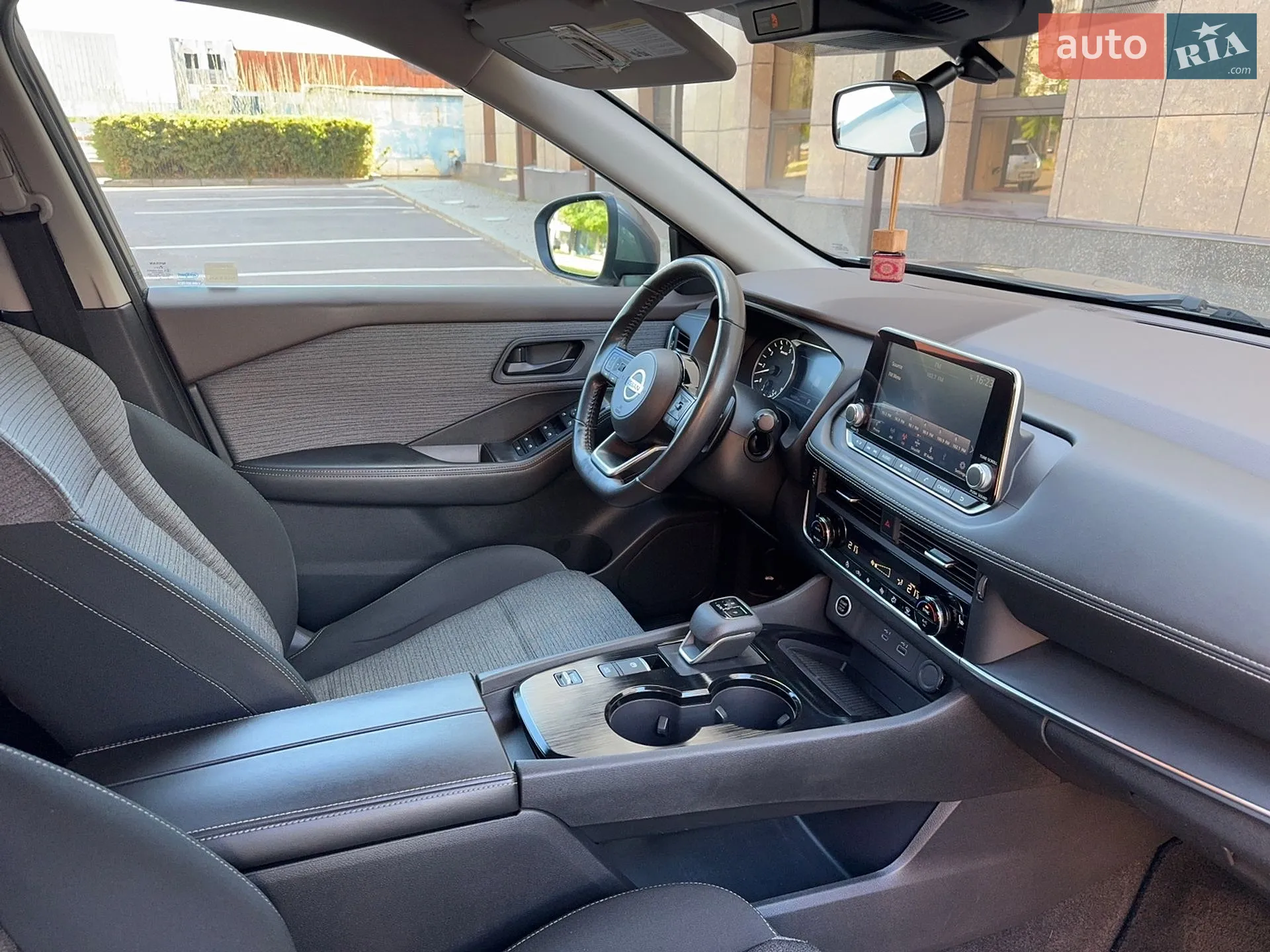 2020 Nissan Rogue - мініатюра 9