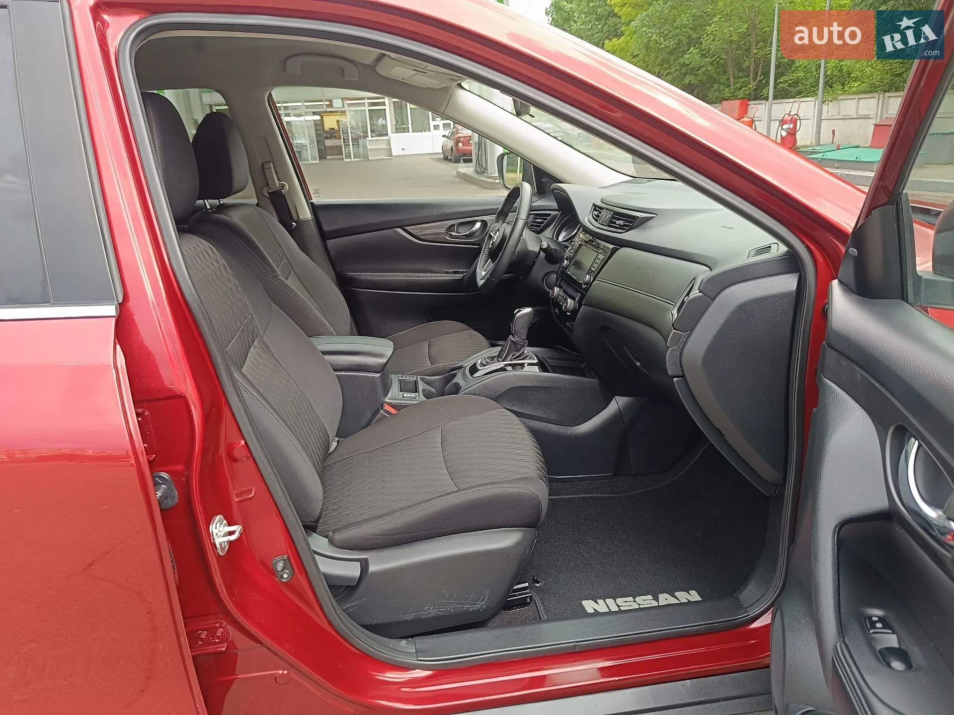 2020 Nissan Rogue - мініатюра 21