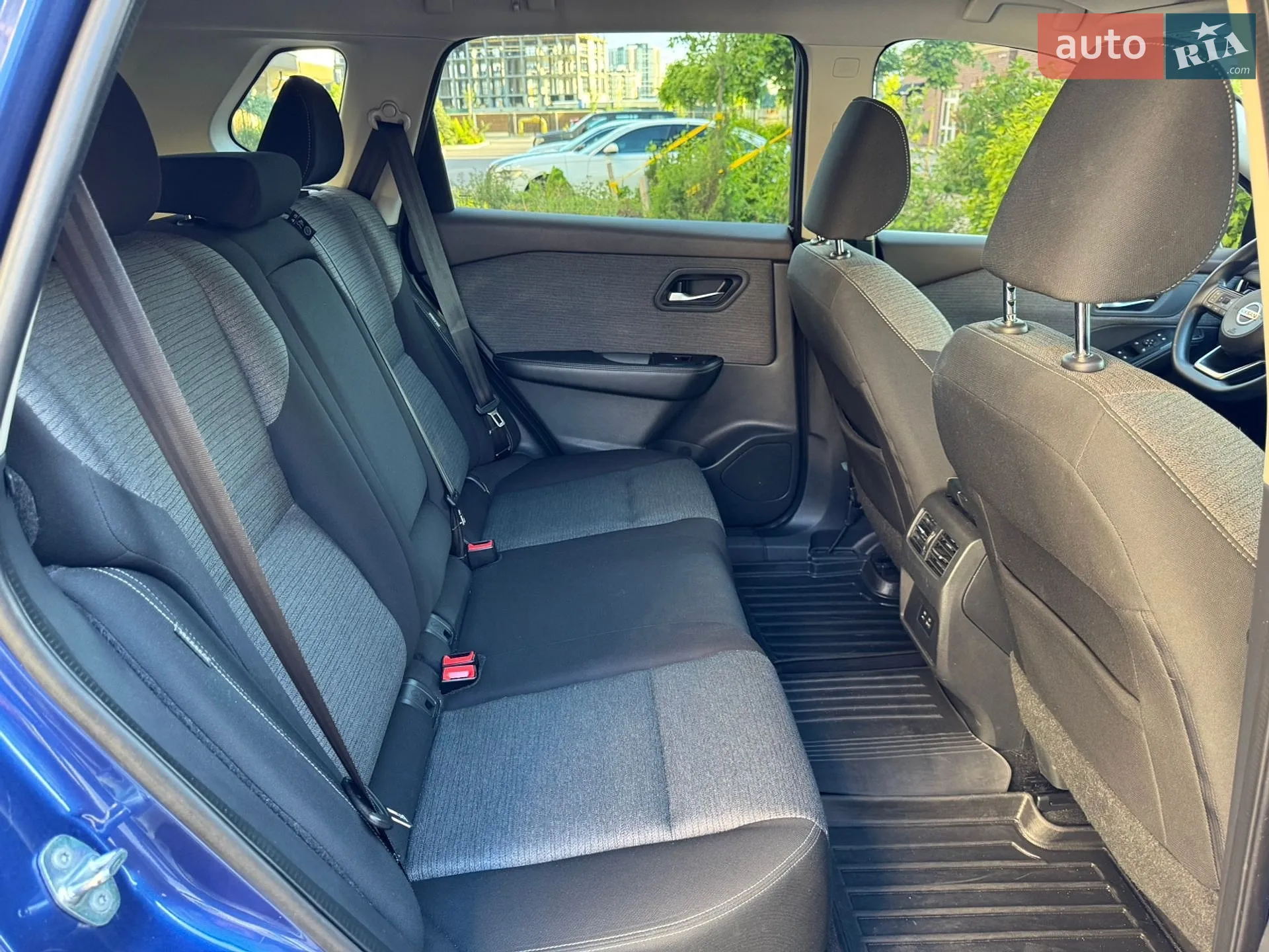 2021 Nissan Rogue - мініатюра 21