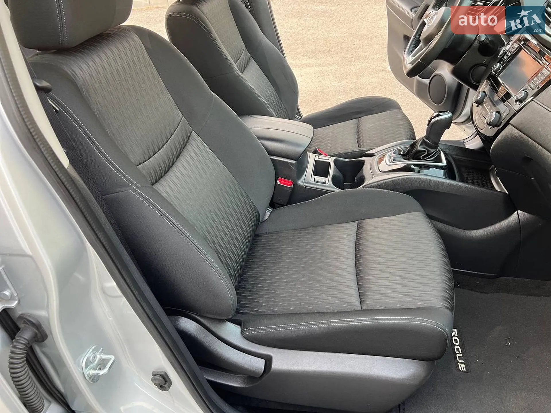 2017 Nissan Rogue - мініатюра 75