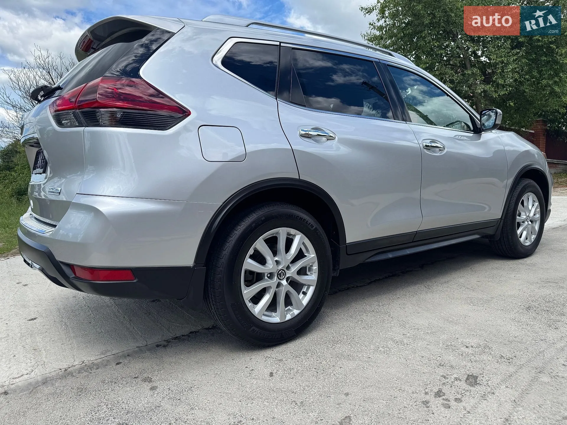 2019 Nissan Rogue - мініатюра 9