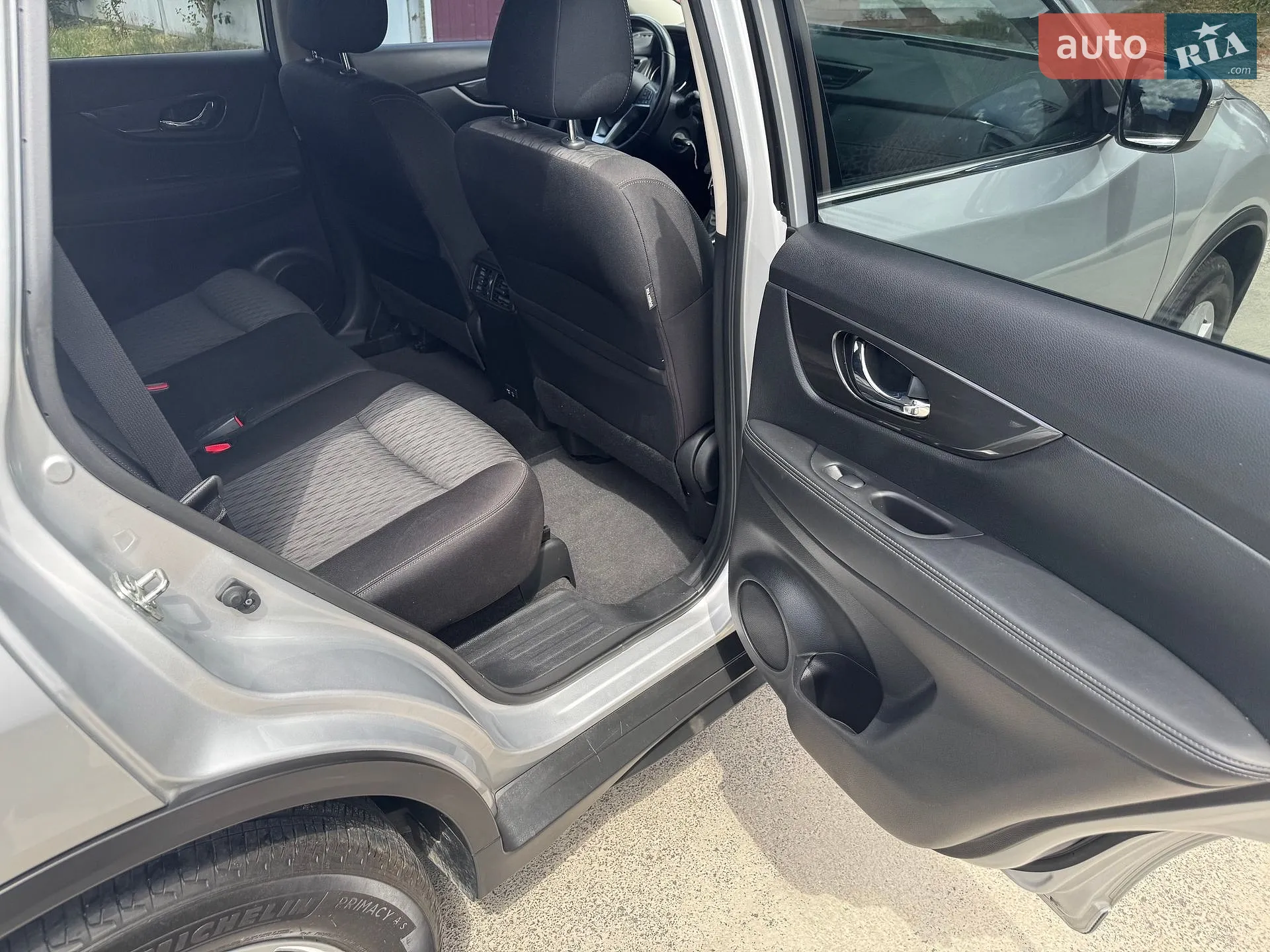 2019 Nissan Rogue - мініатюра 25