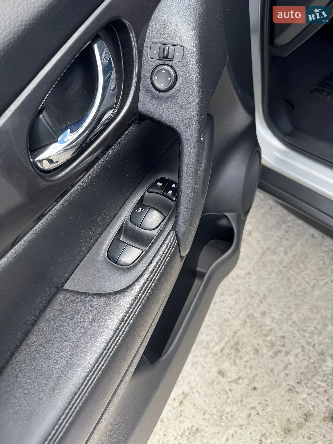 2019 Nissan Rogue - мініатюра 30