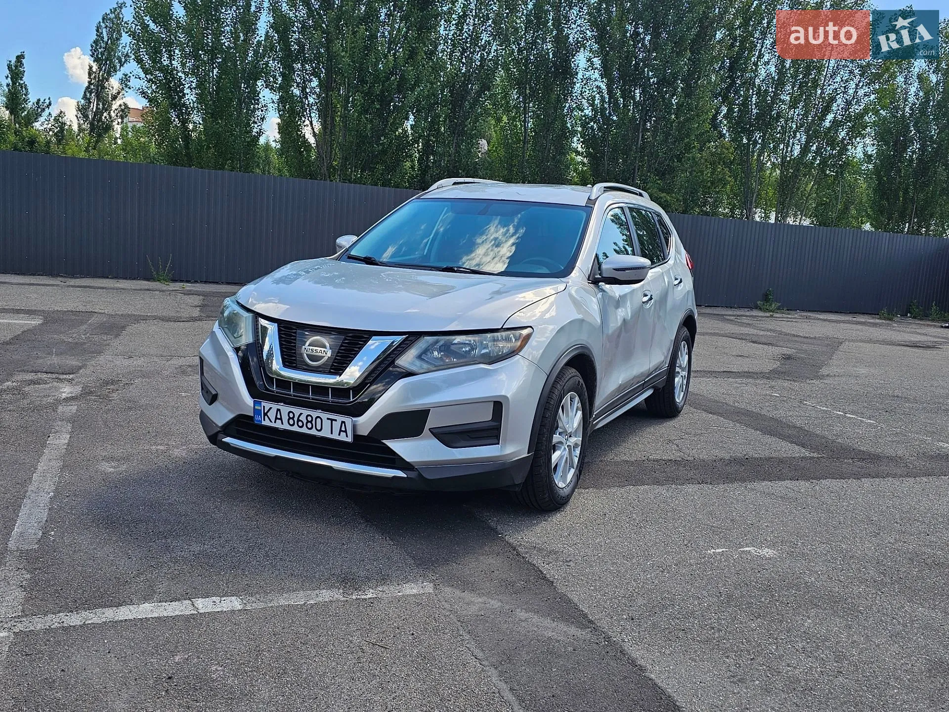 2017 Nissan Rogue - фото 1