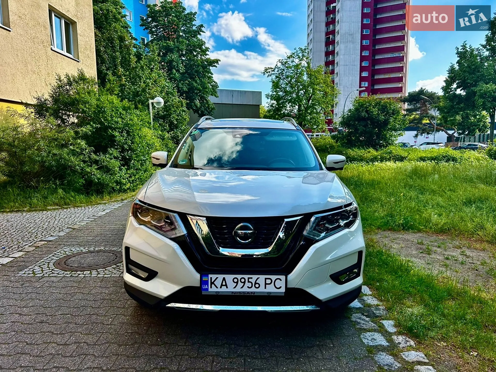 2018 Nissan Rogue - мініатюра 2