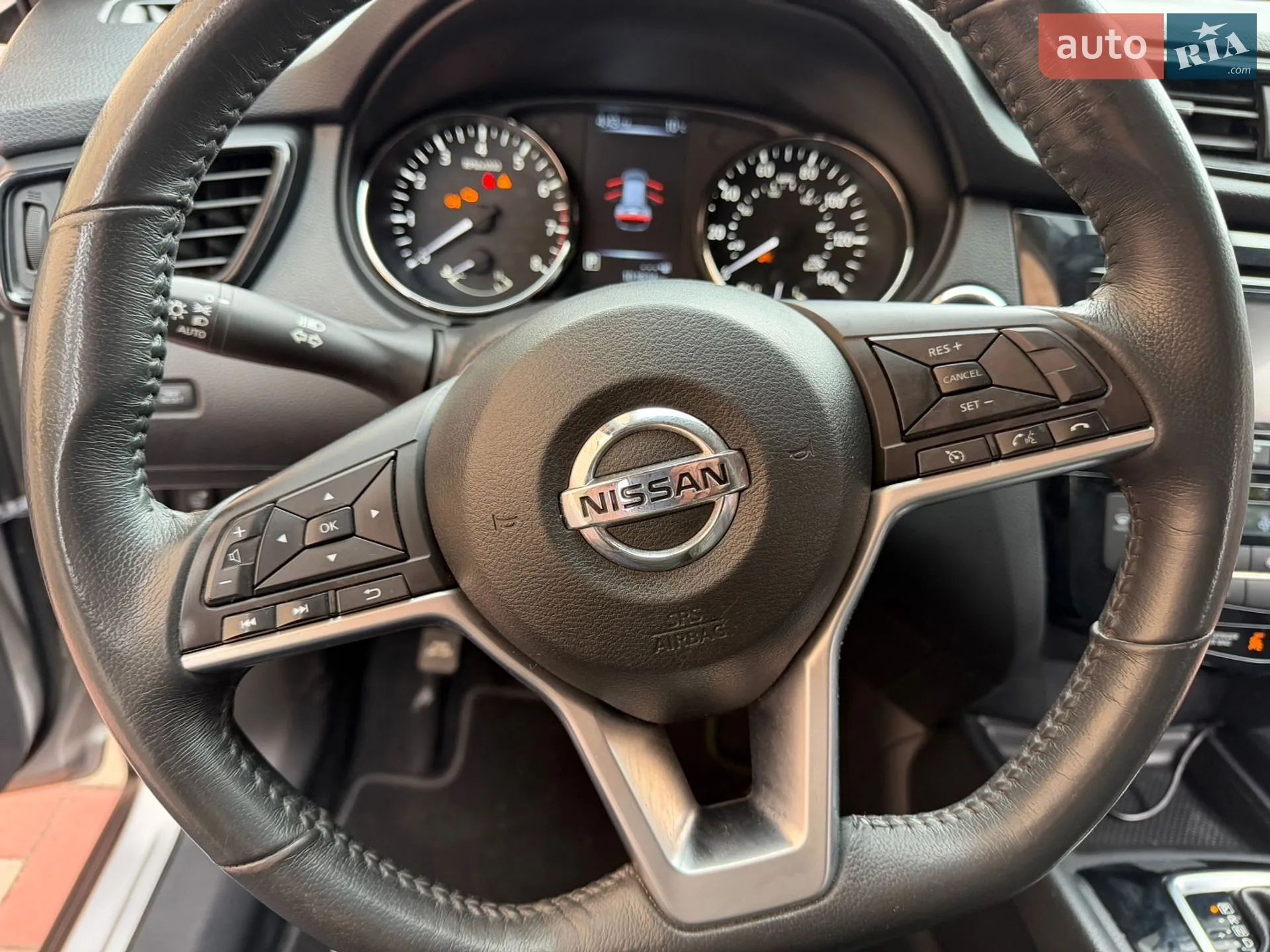 2017 Nissan Rogue - мініатюра 11