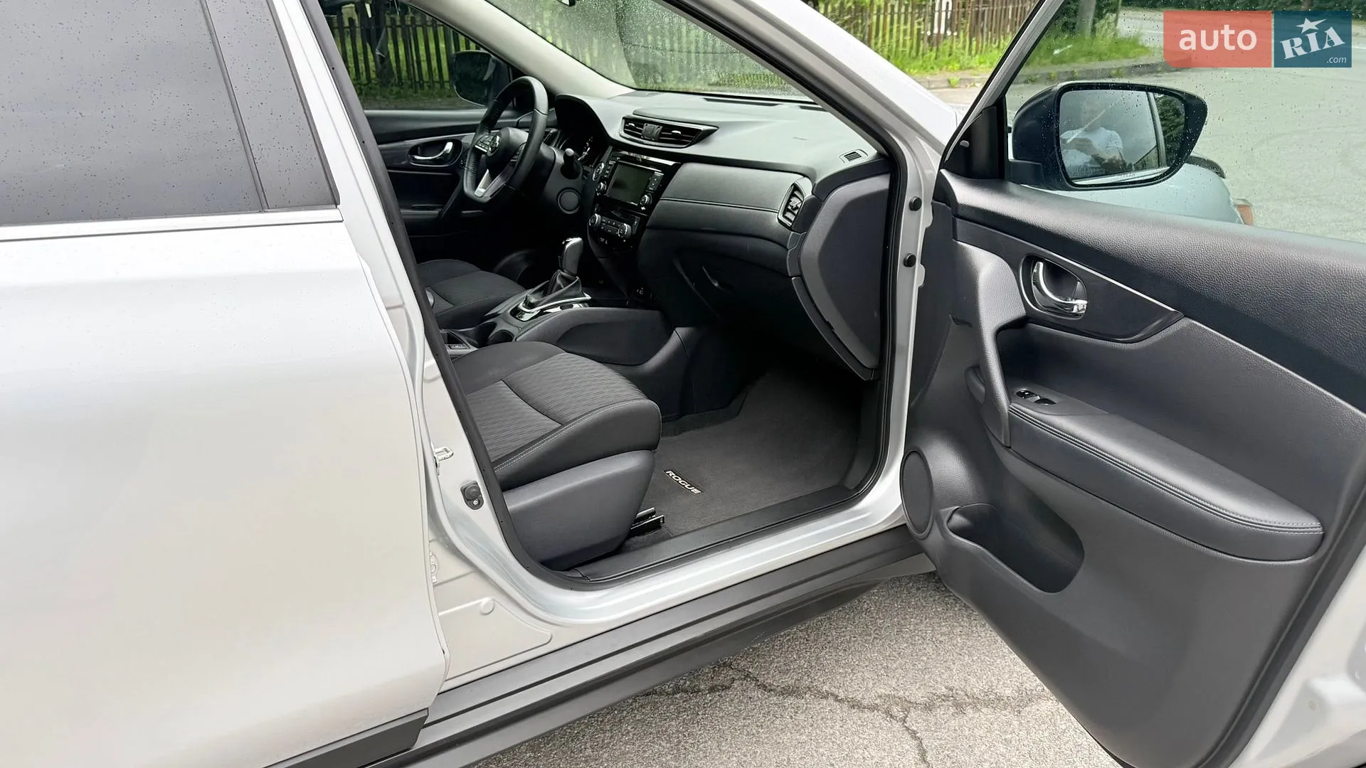 2019 Nissan Rogue - мініатюра 15