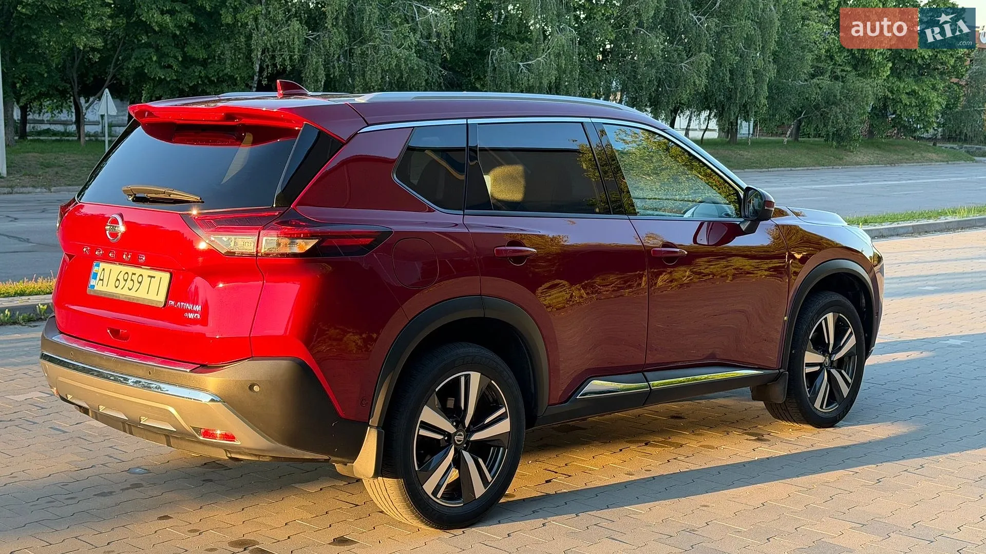 2021 Nissan Rogue - мініатюра 13