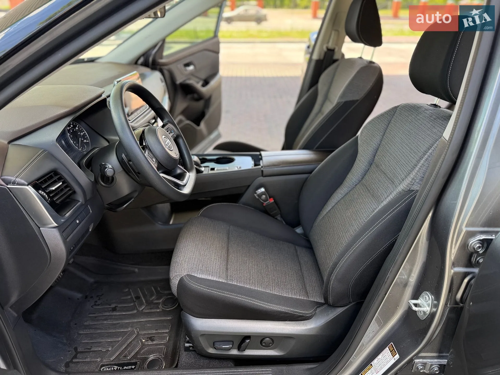 2021 Nissan Rogue - мініатюра 17