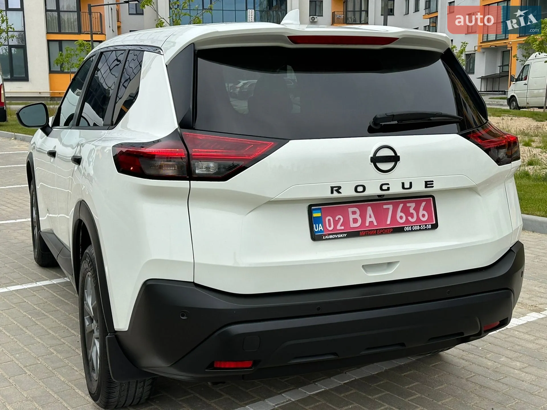 2021 Nissan Rogue - мініатюра 11