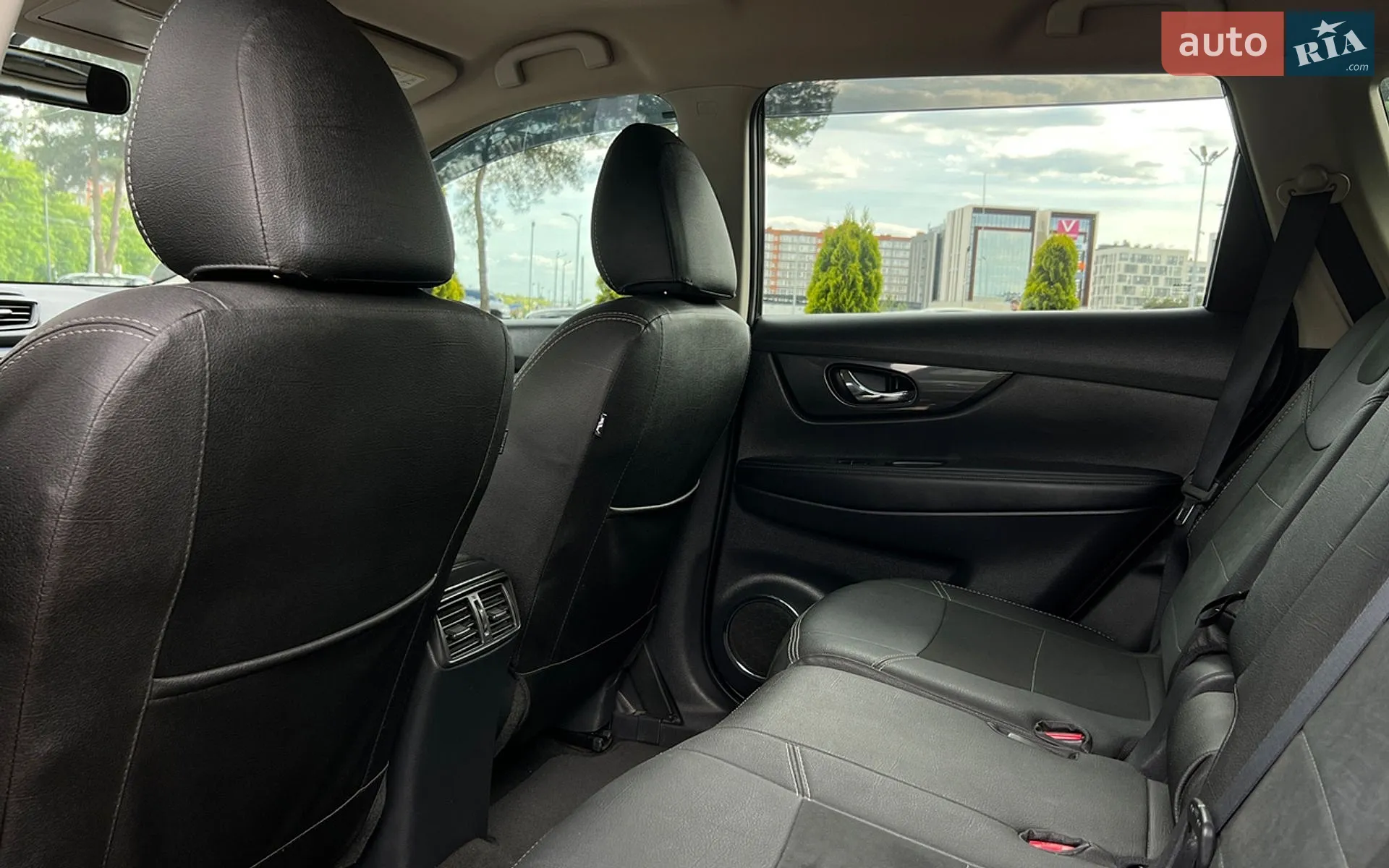 2016 Nissan Rogue - мініатюра 24