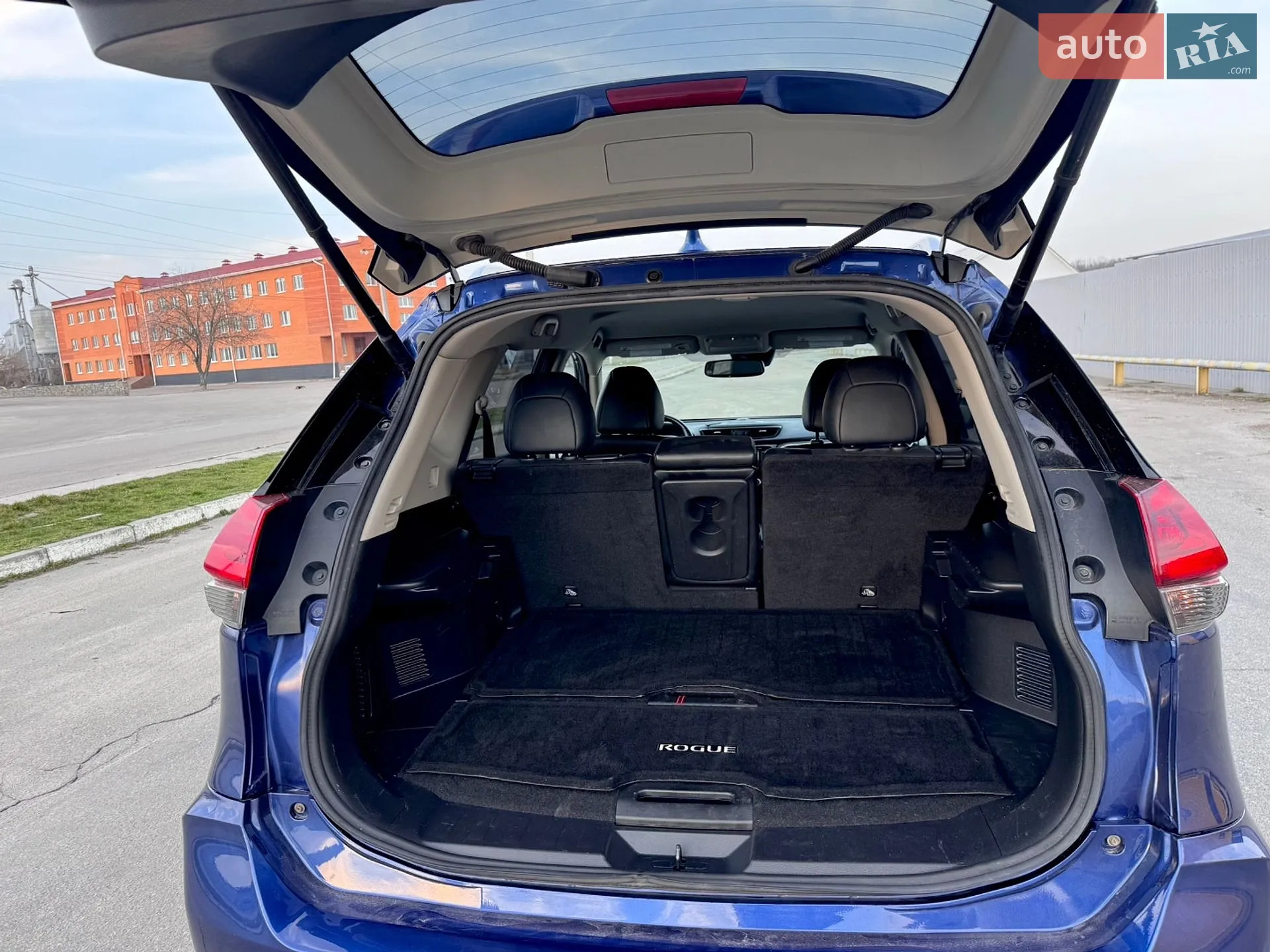2018 Nissan Rogue - мініатюра 43