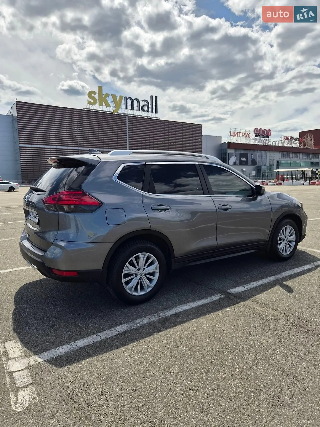 2017 Nissan Rogue - мініатюра 8