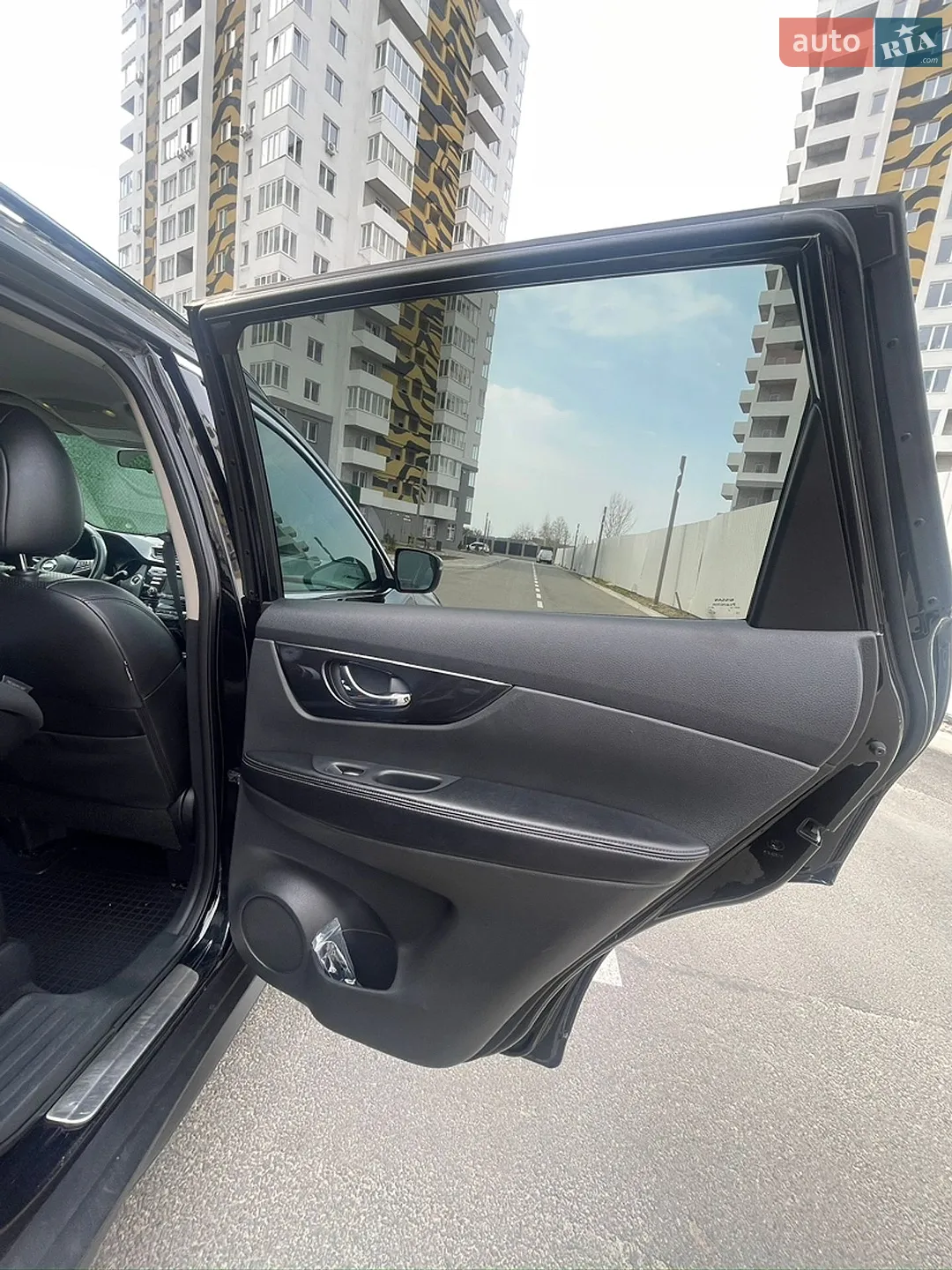 2017 Nissan Rogue - мініатюра 12