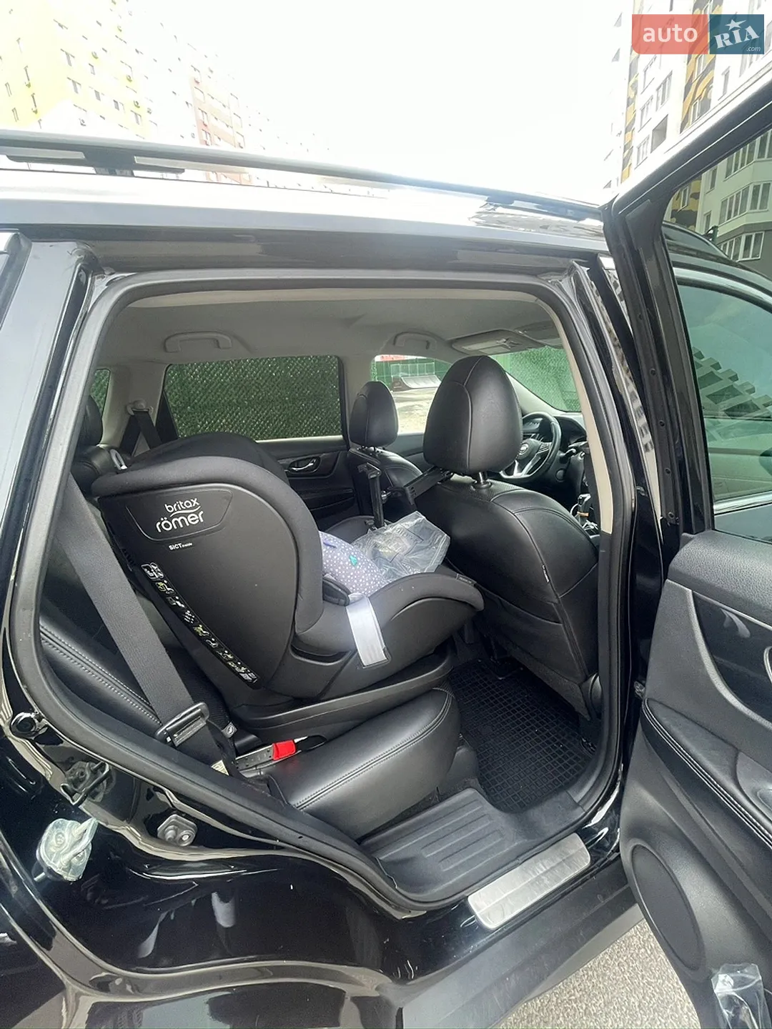 2017 Nissan Rogue - мініатюра 13