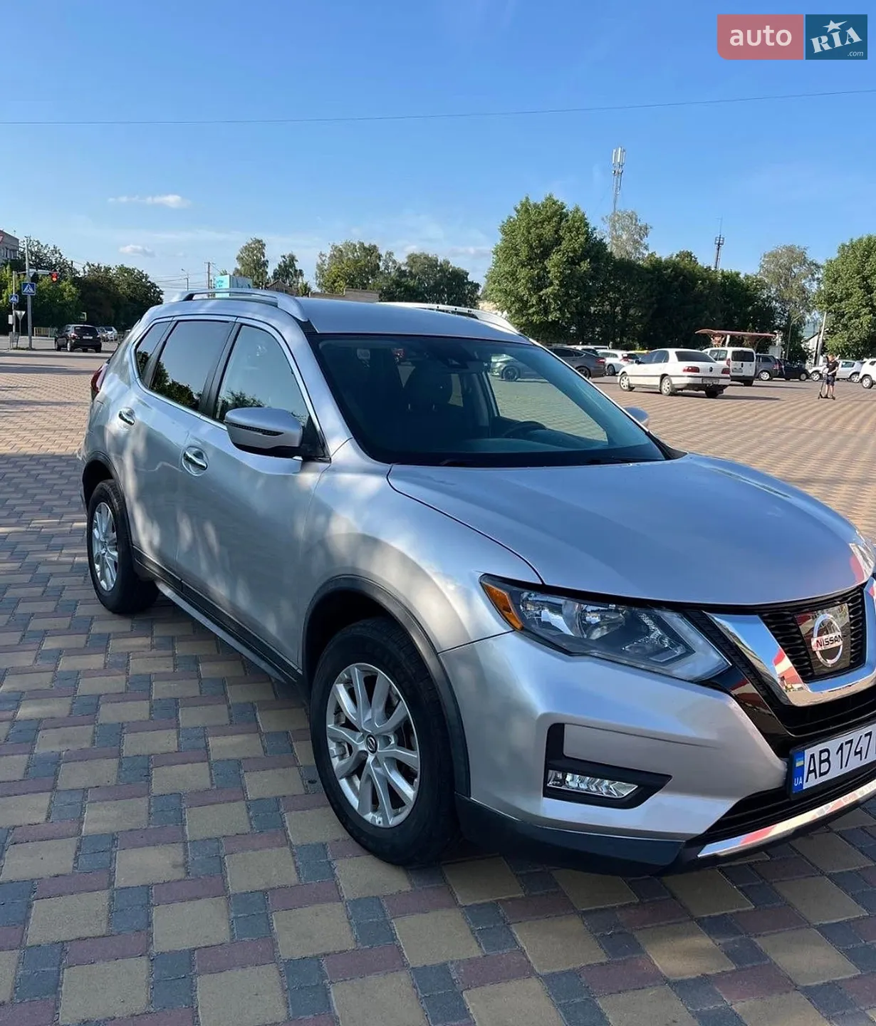 2019 Nissan Rogue - мініатюра 3