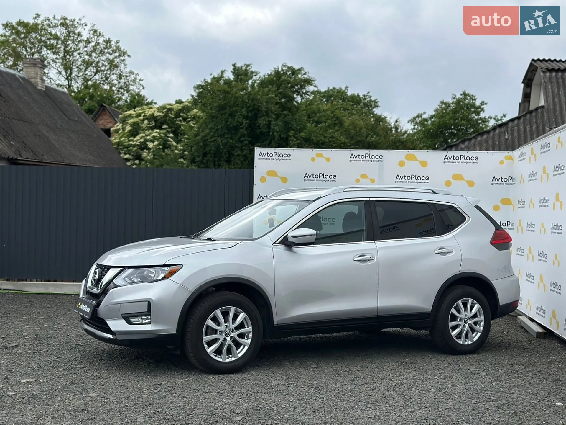 2017 Nissan Rogue - мініатюра 12