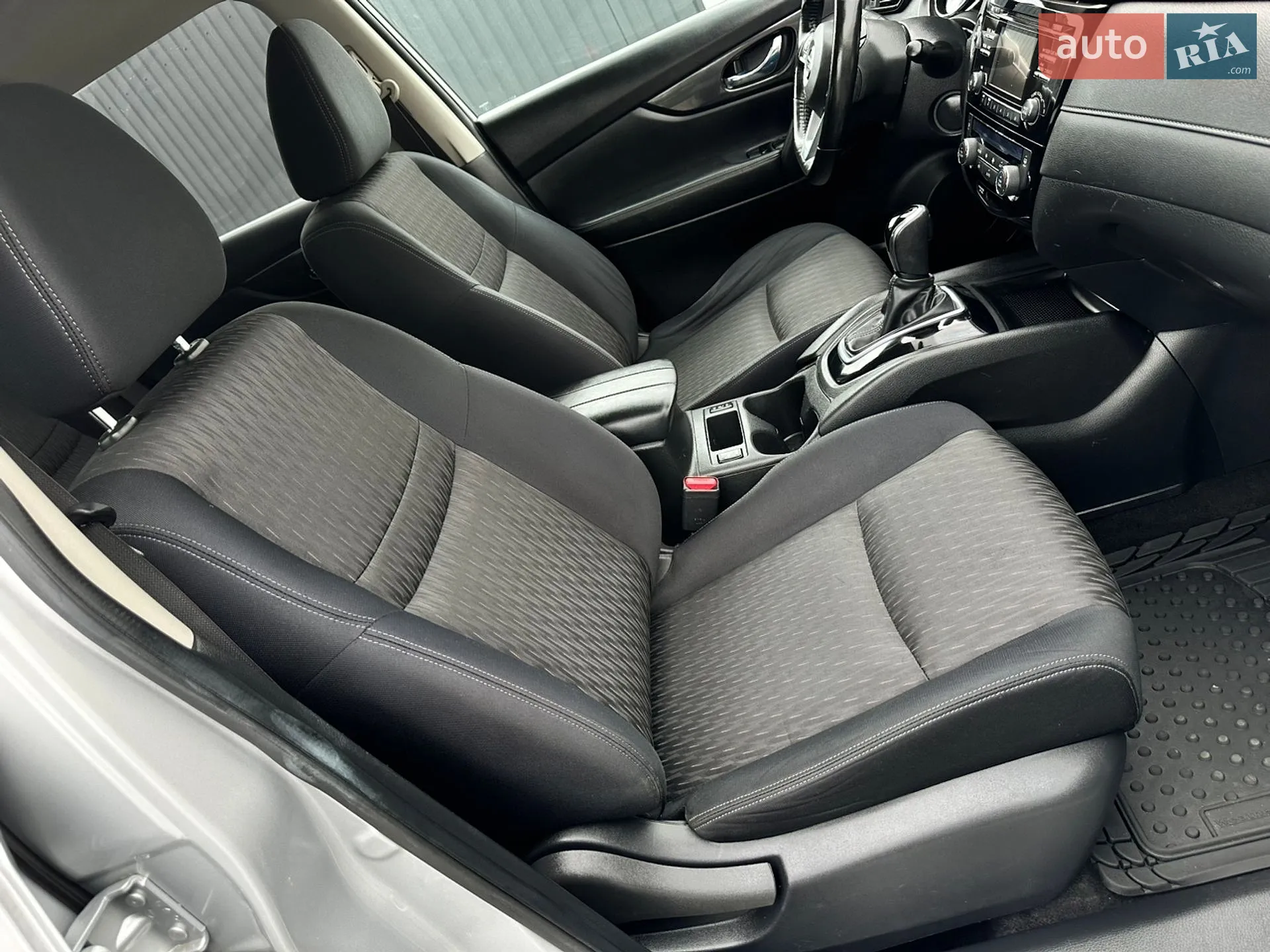 2017 Nissan Rogue - мініатюра 39