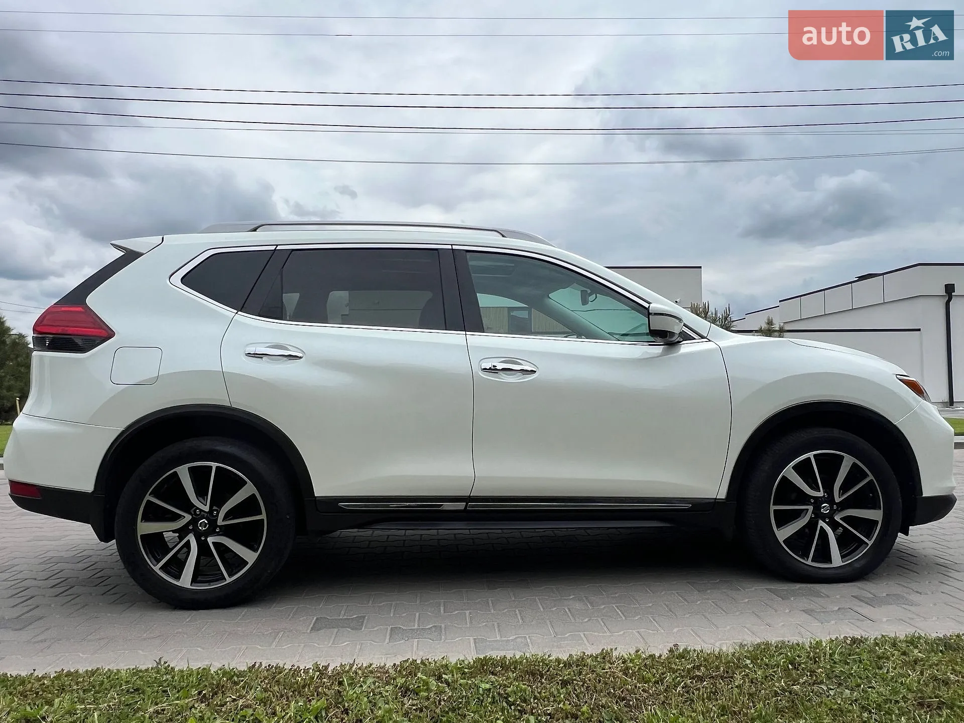 2017 Nissan Rogue - мініатюра 9