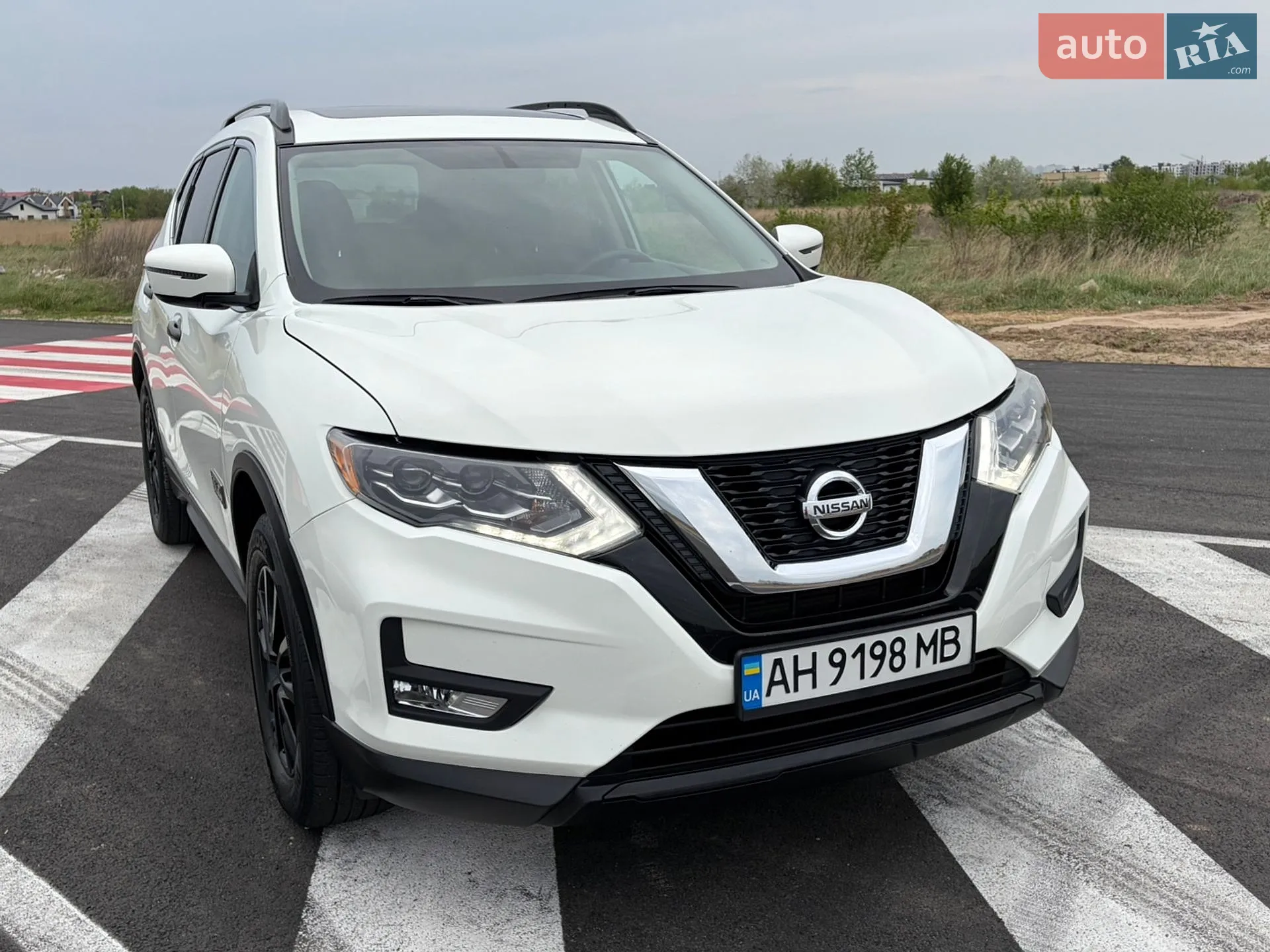 2017 Nissan Rogue - мініатюра 14