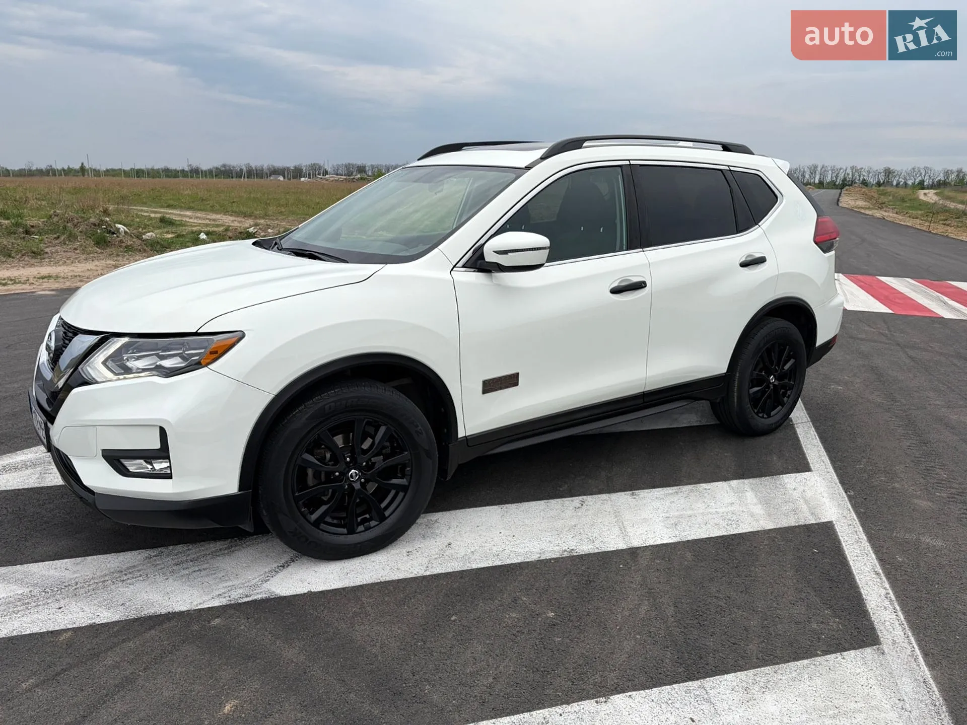 2017 Nissan Rogue - мініатюра 20