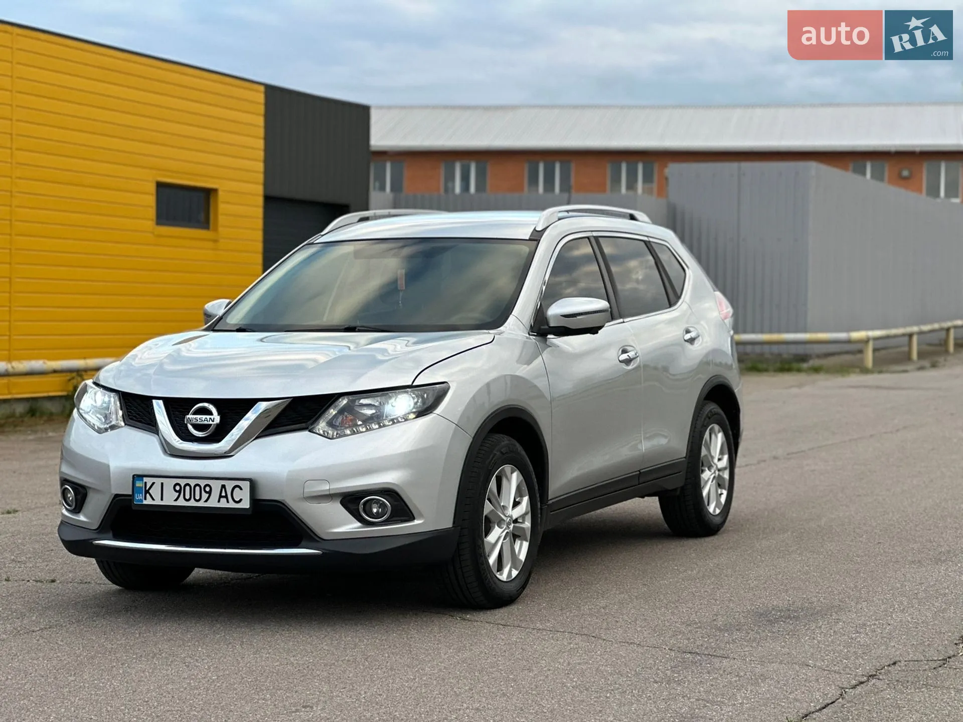 2016 Nissan Rogue - фото 1