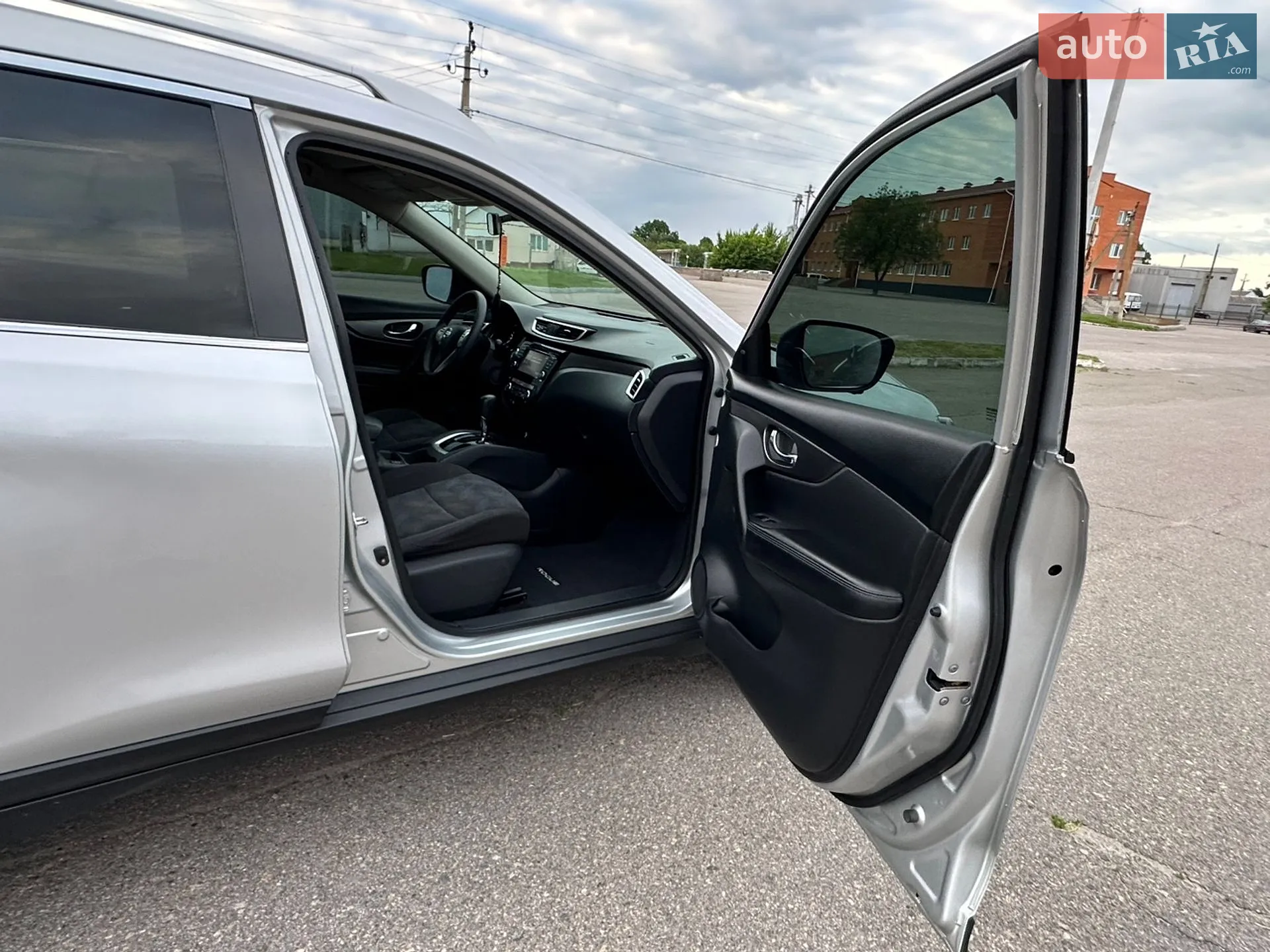 2016 Nissan Rogue - мініатюра 28