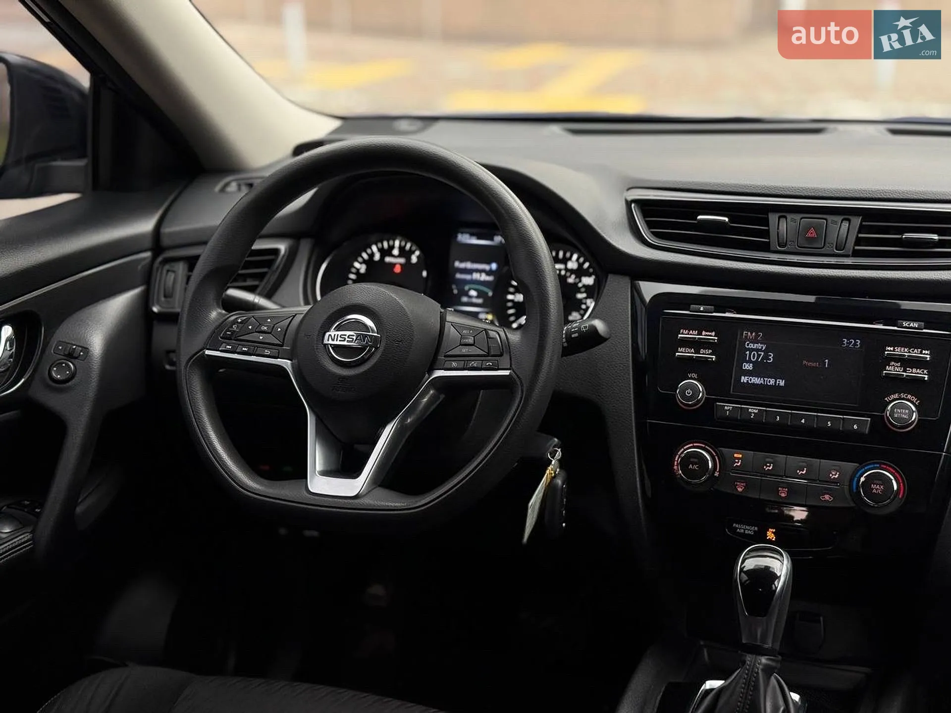 2016 Nissan Rogue - мініатюра 12