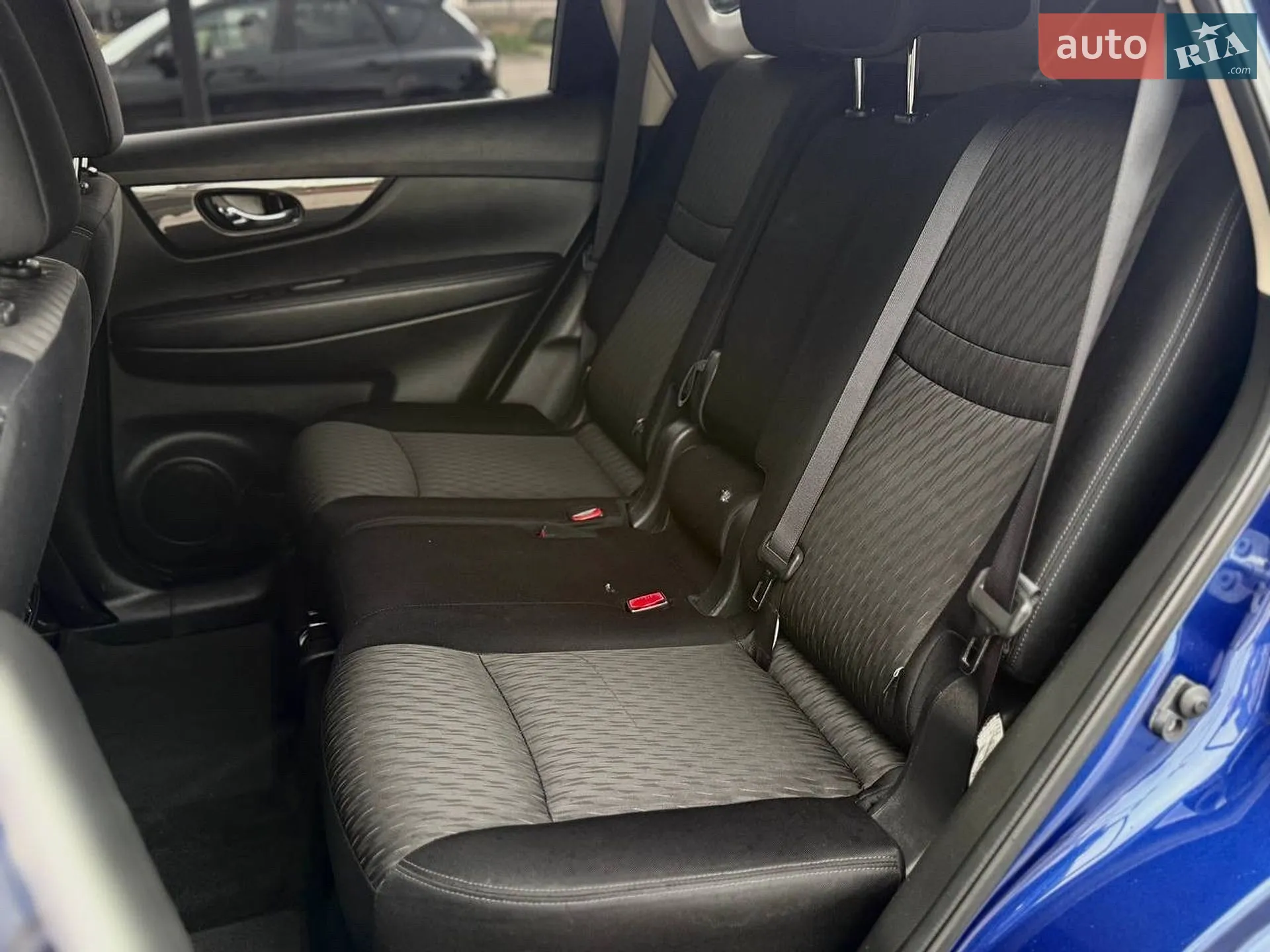 2016 Nissan Rogue - мініатюра 31
