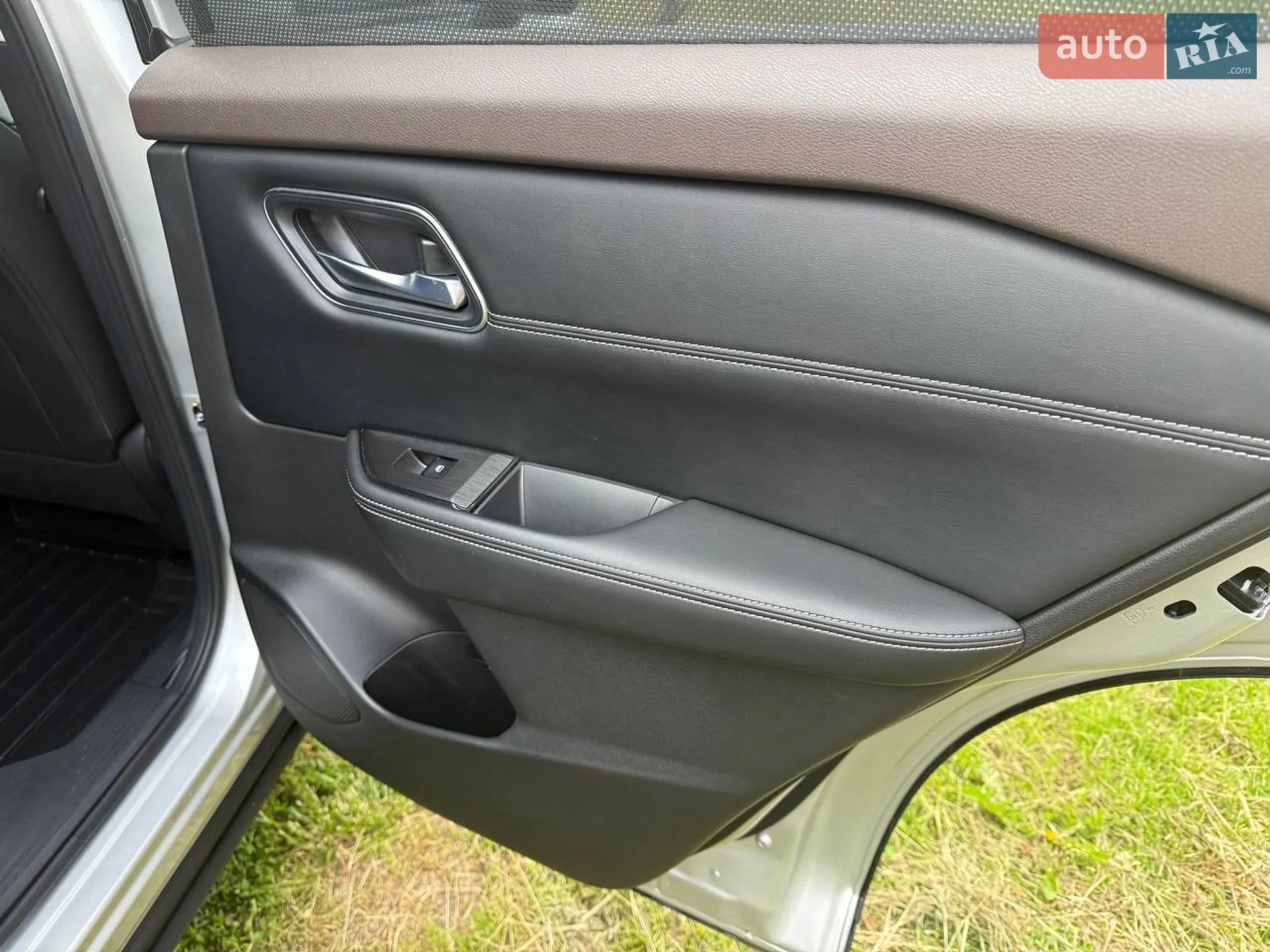 2020 Nissan Rogue - мініатюра 10