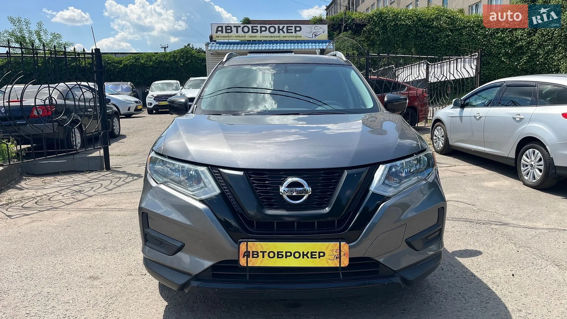 2017 Nissan Rogue - мініатюра 2