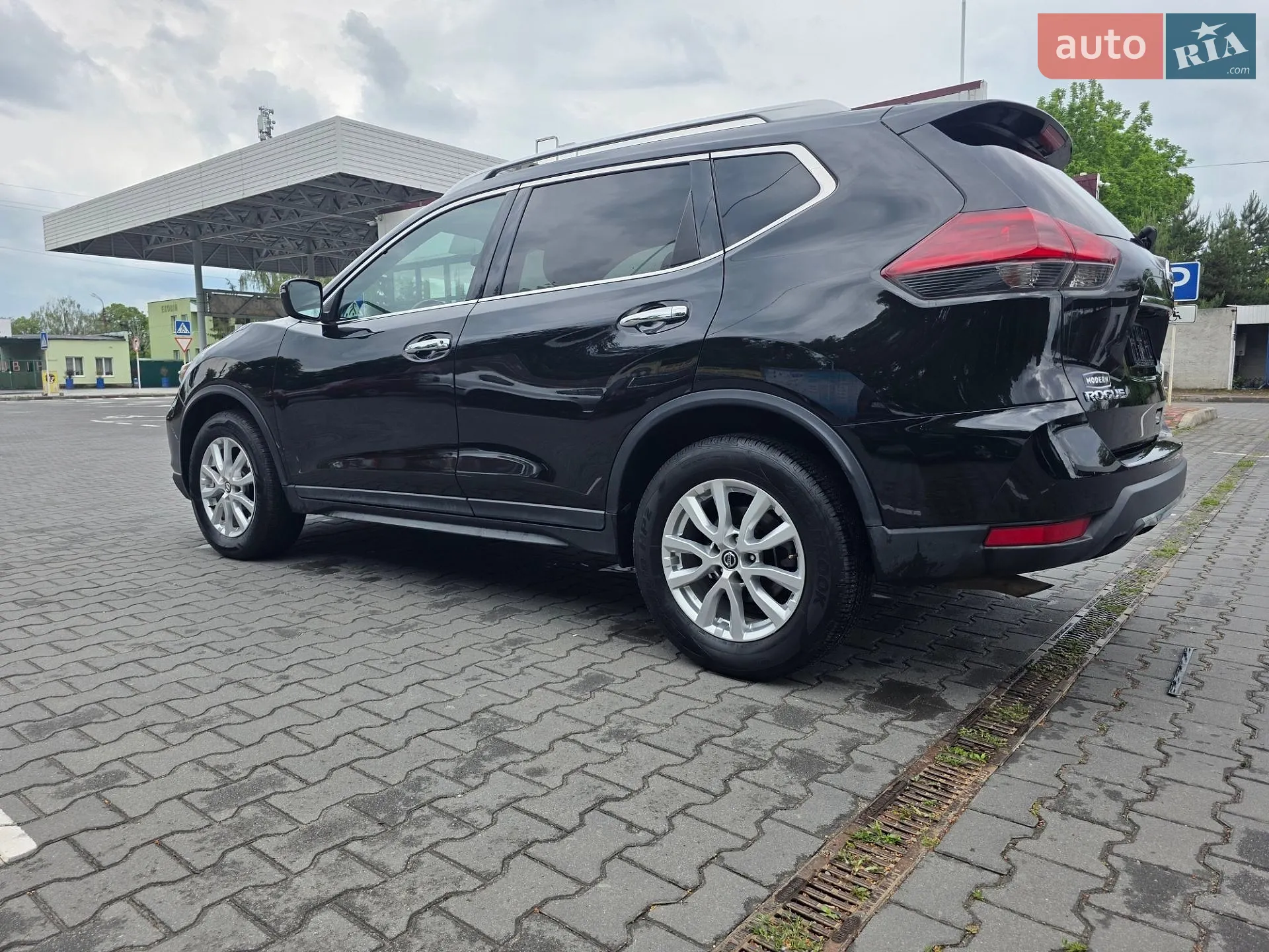 2018 Nissan Rogue - мініатюра 9