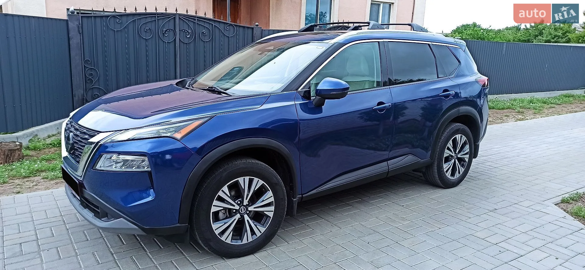 2021 Nissan Rogue - фото 1