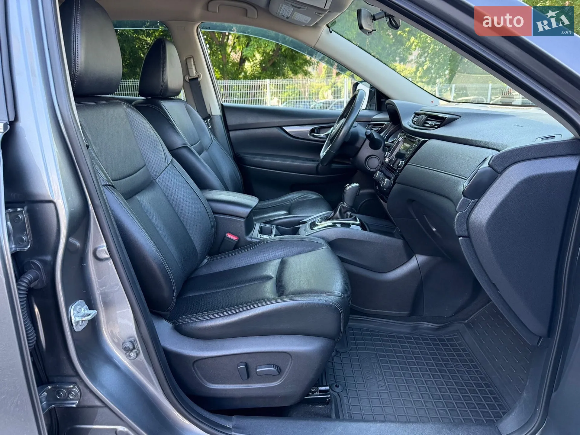 2017 Nissan Rogue - мініатюра 38
