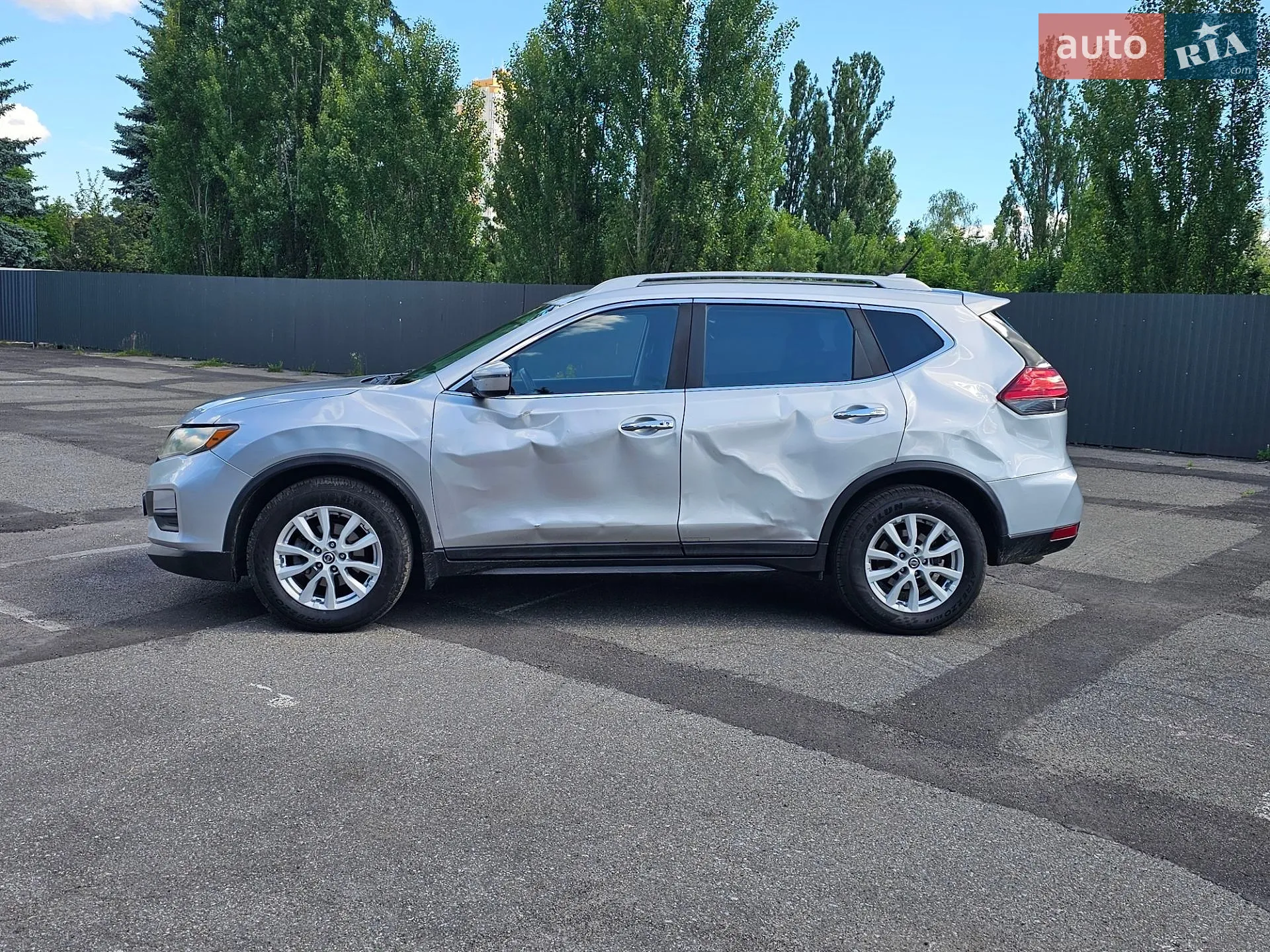 2017 Nissan Rogue - мініатюра 4