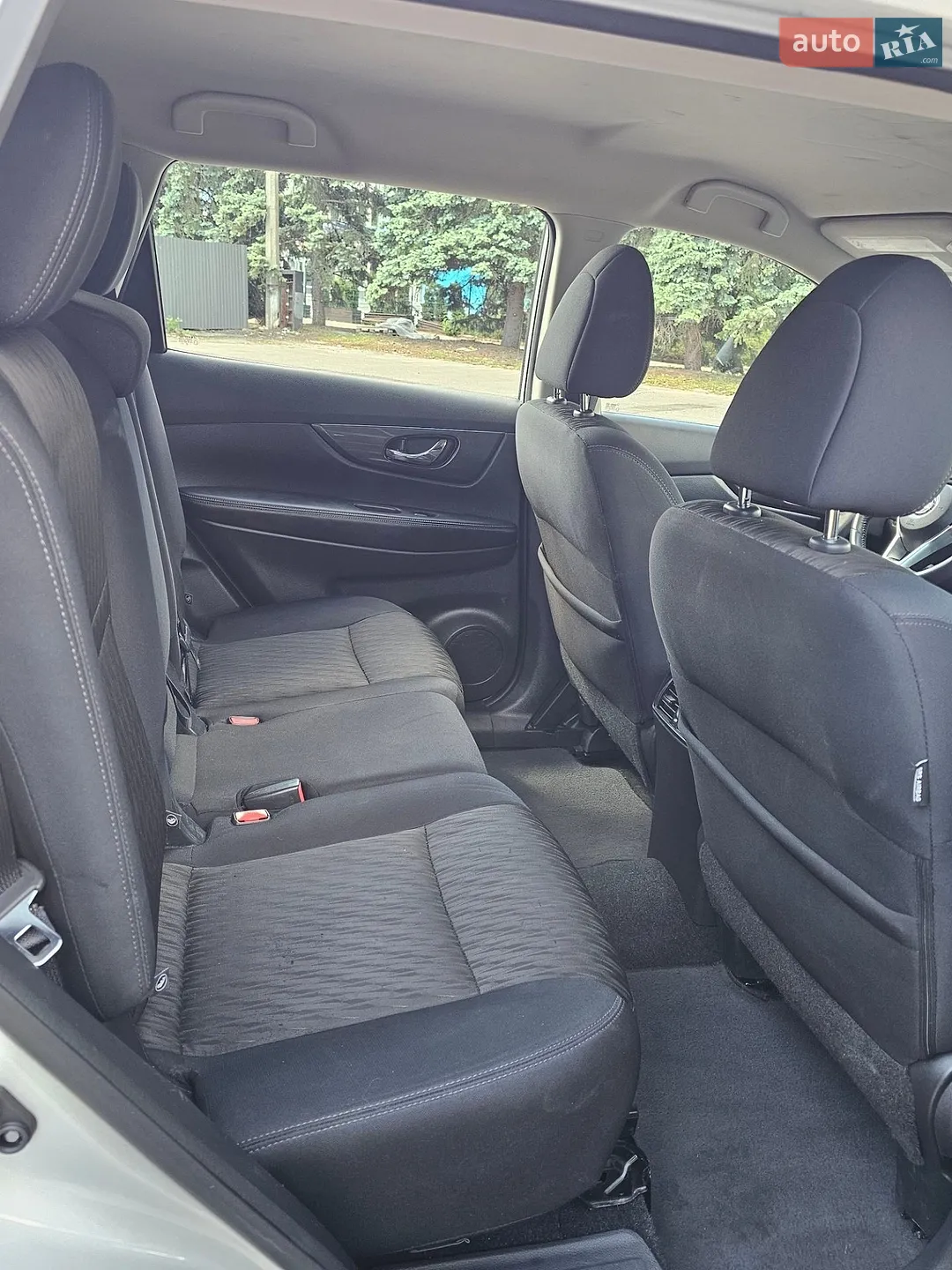 2017 Nissan Rogue - мініатюра 16