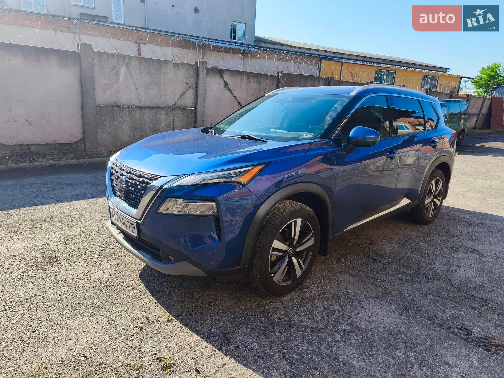2021 Nissan Rogue - мініатюра 2